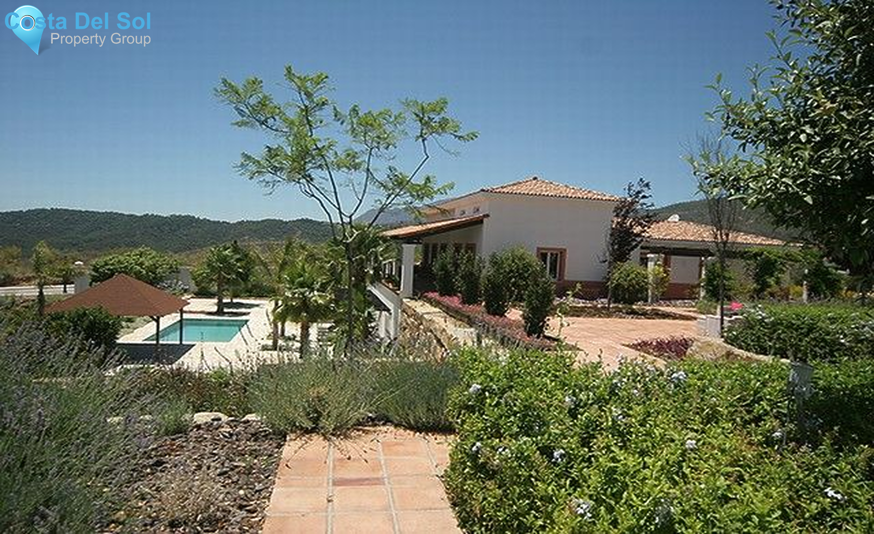 Detached Villa in Benahavís-1222827
