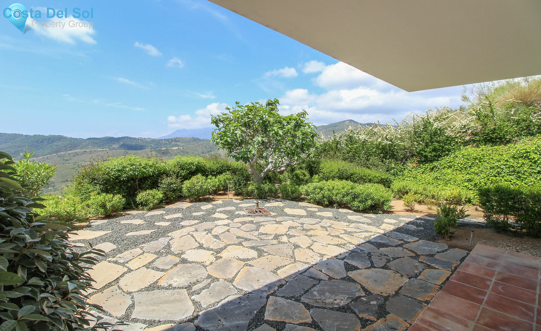 Detached Villa in Benahavís-1397812