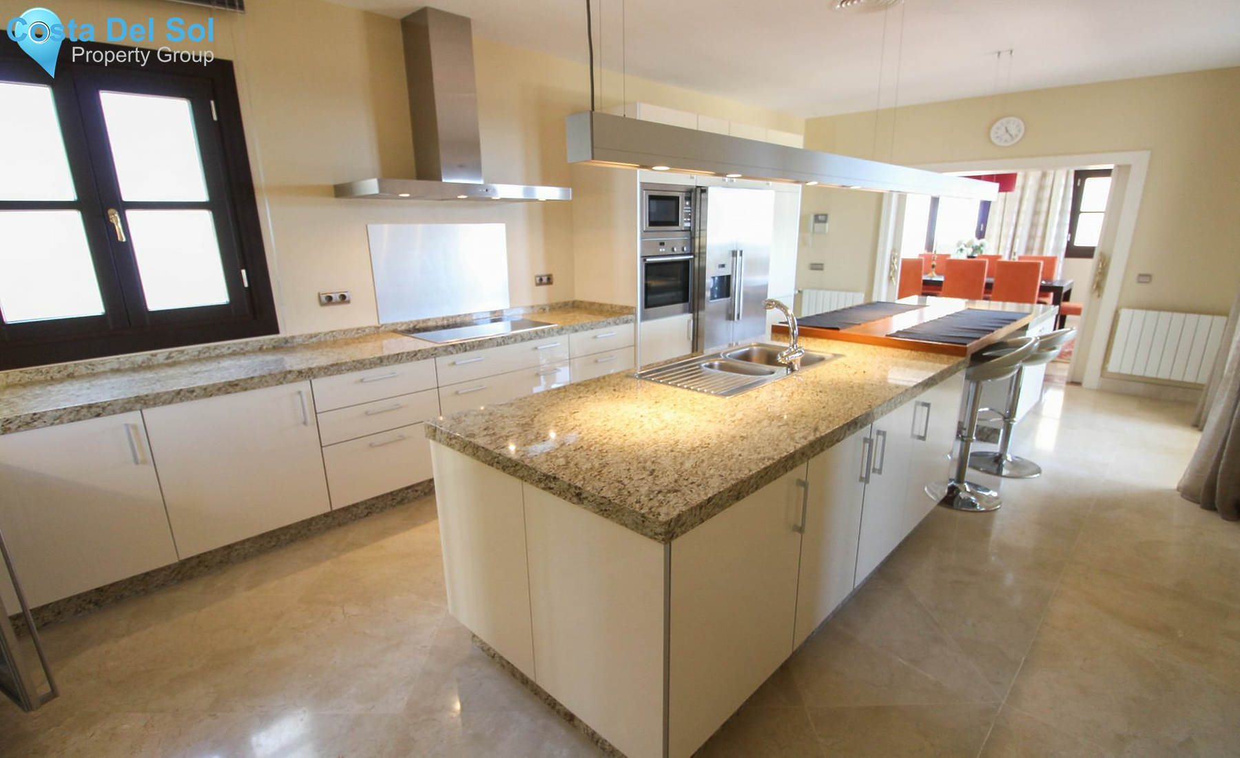 Detached Villa in Benahavís-1397816