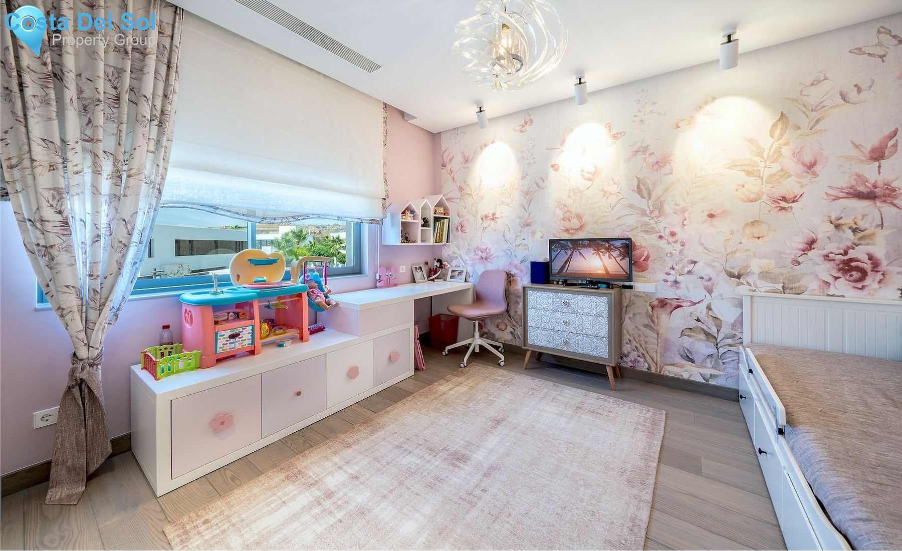 Detached Villa in Benahavís-1450284