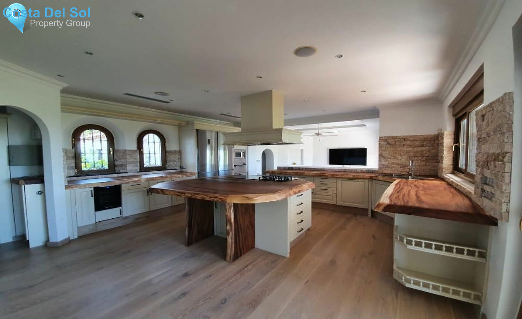 Detached Villa in Benahavís-1464633