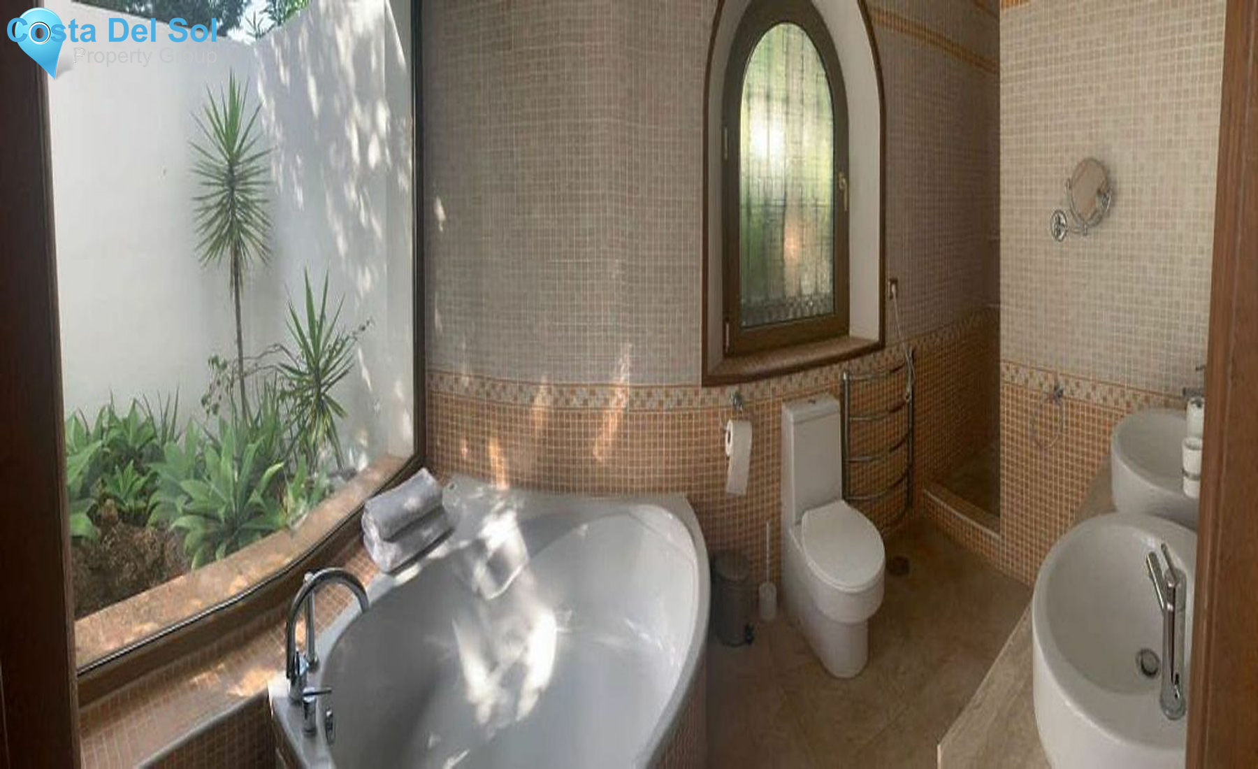Detached Villa in Benahavís-1464636