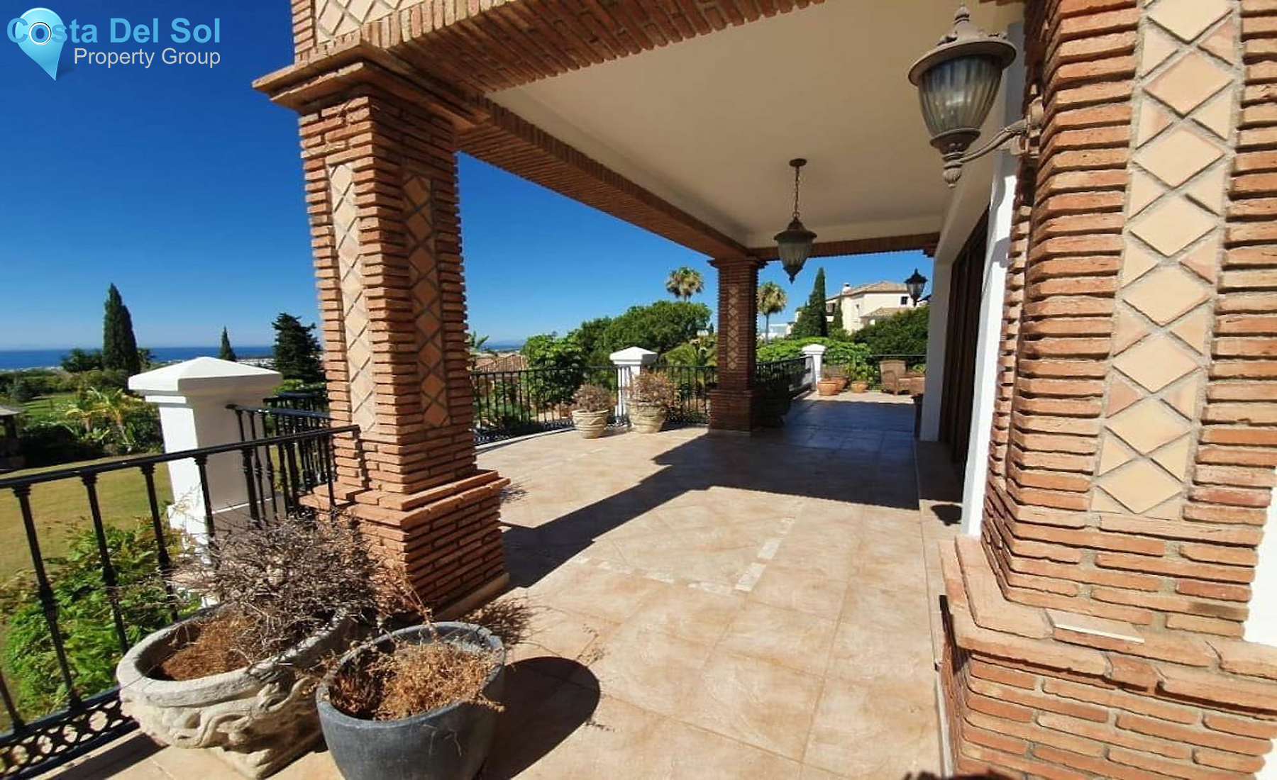 Detached Villa in Benahavís-1464628