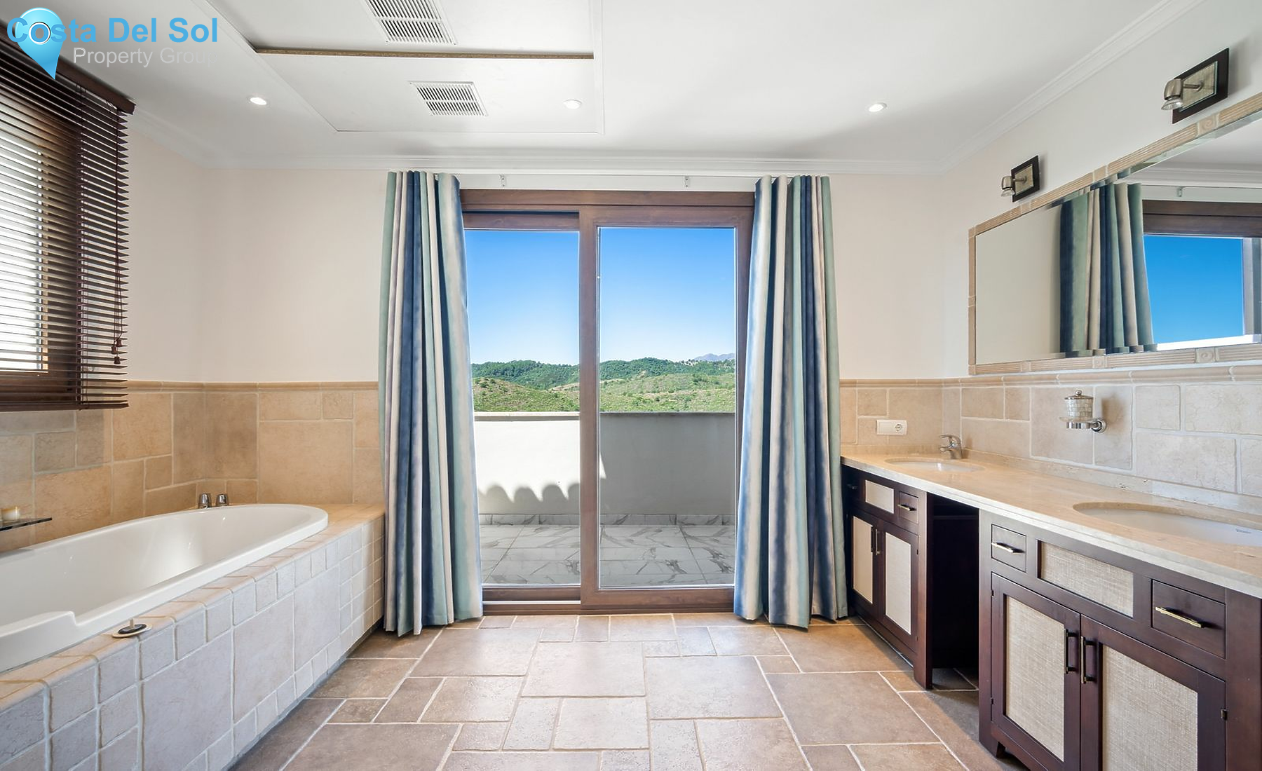 Detached Villa in Benahavís-1465151