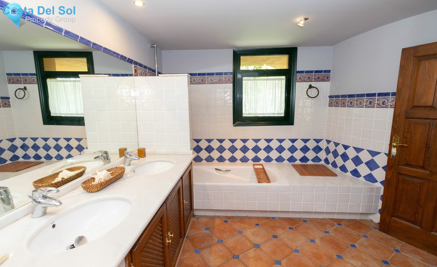 Detached Villa in Calahonda-1152752