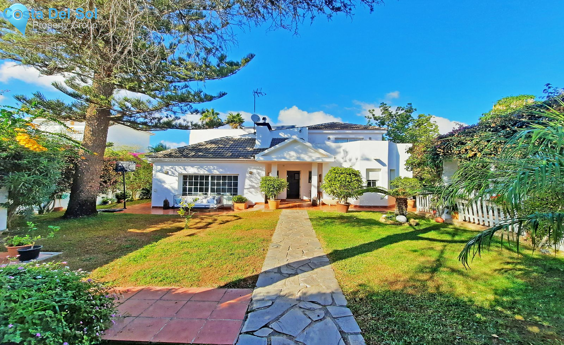 Detached Villa in Calahonda