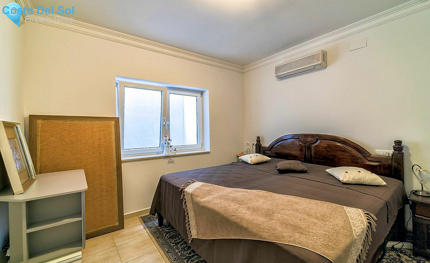 Detached Villa in El Paraiso-1224087