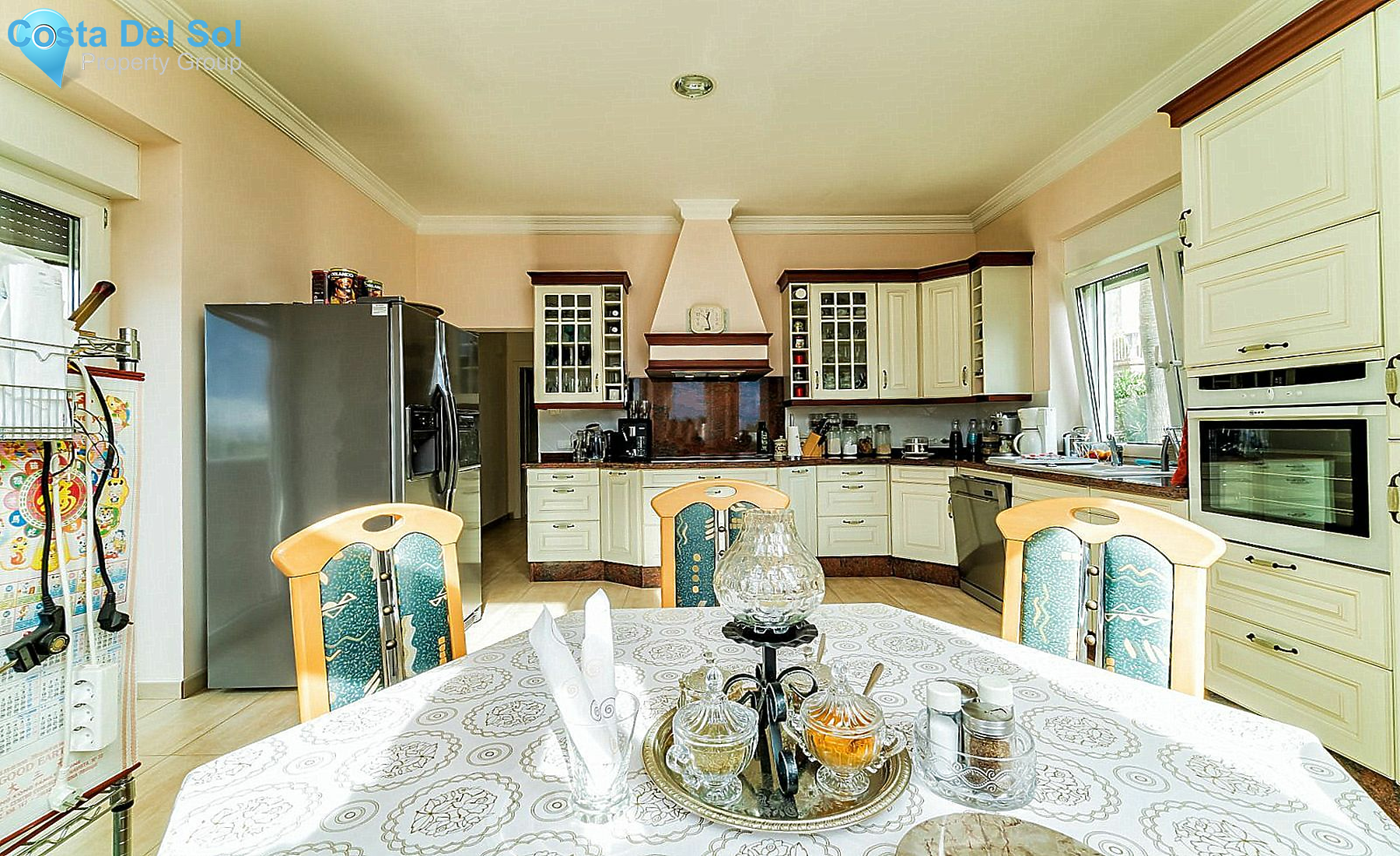 Detached Villa in El Paraiso-1224091