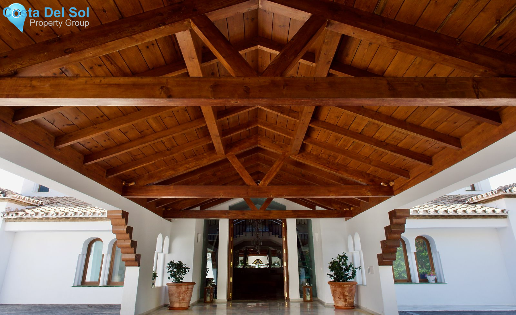 Detached Villa in El Paraiso-1400232