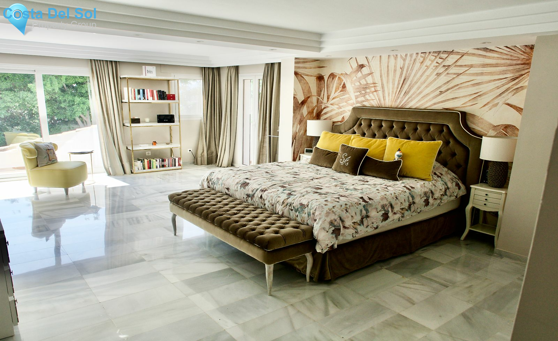 Detached Villa in El Paraiso-1400226