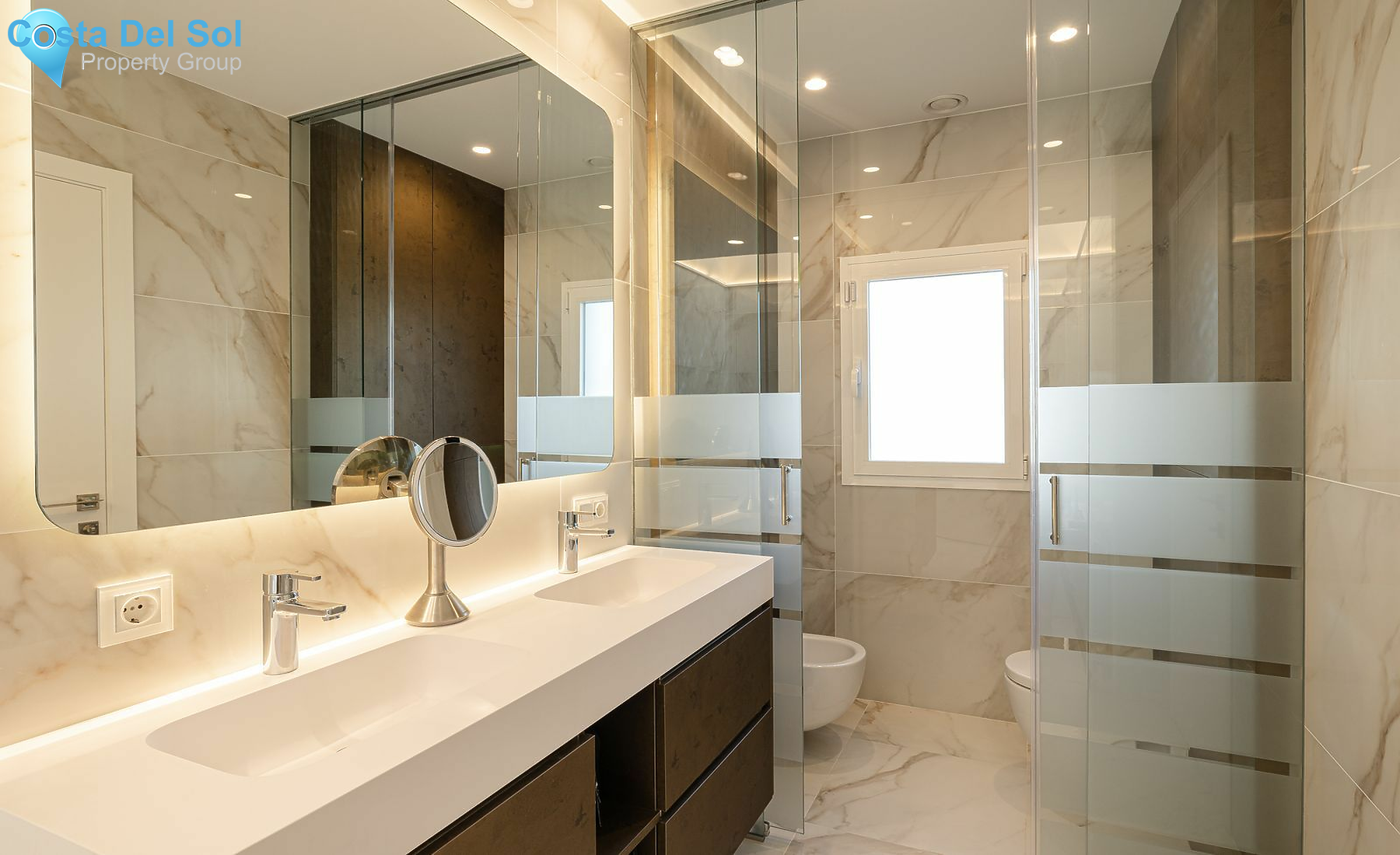 Detached Villa in El Paraiso-1493310