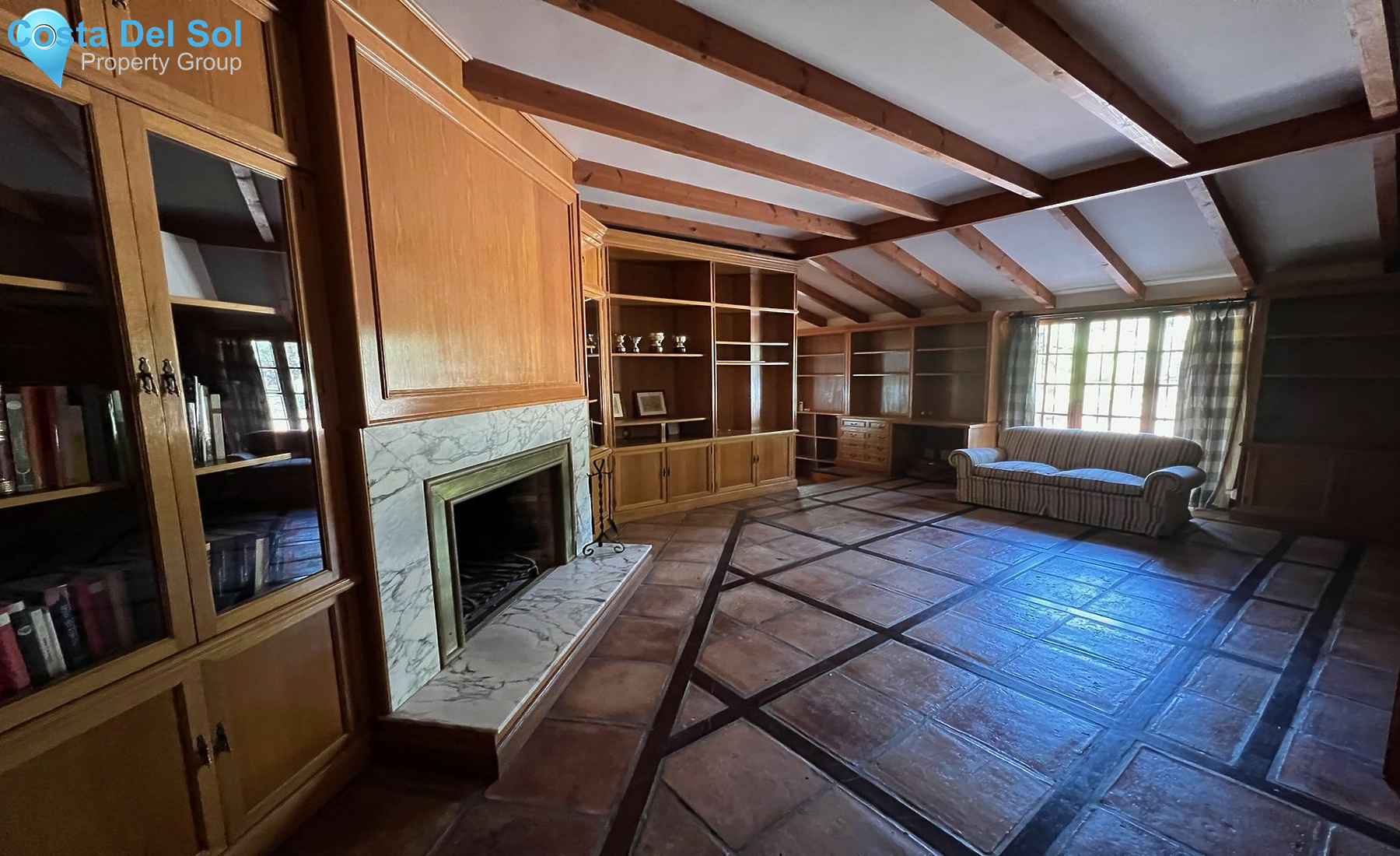 Detached Villa in El Paraiso-1514631