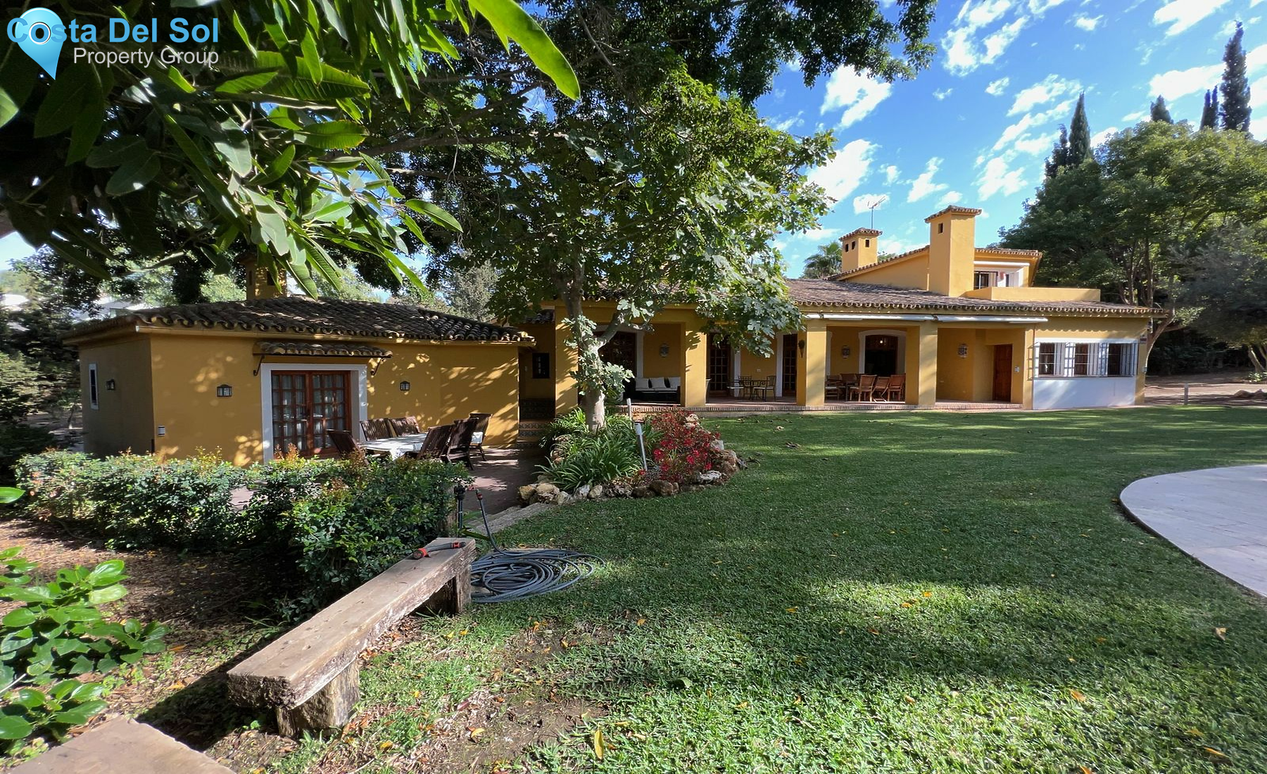 Detached Villa in El Paraiso-1514636