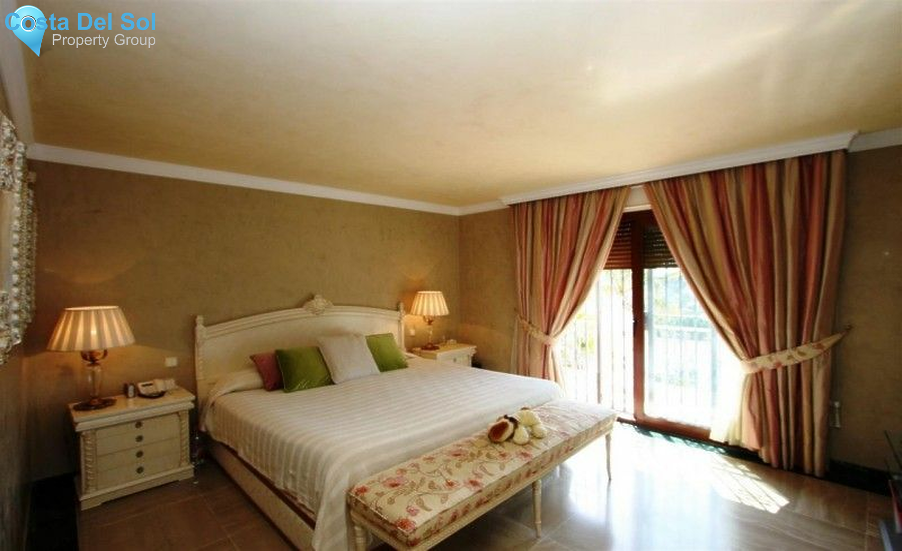 Detached Villa in El Rosario-1554411