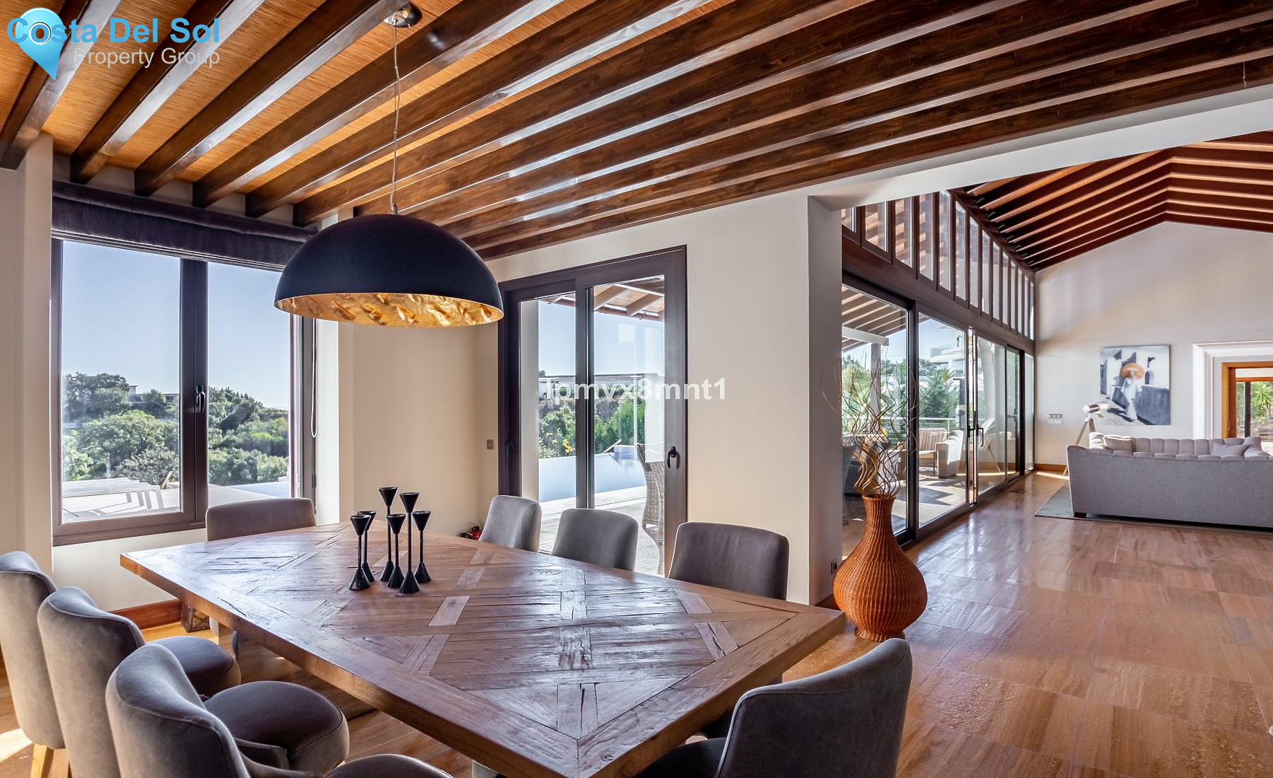 Detached Villa in Elviria-1518908