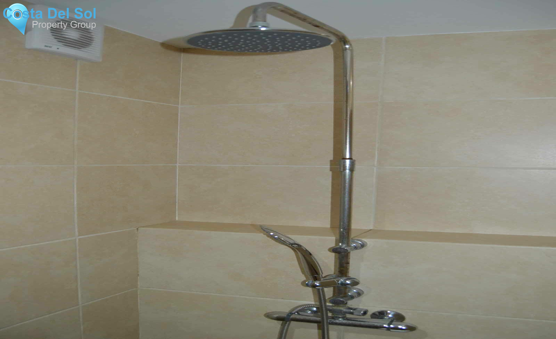 Detached Villa in Estacion de Cartama-1220229