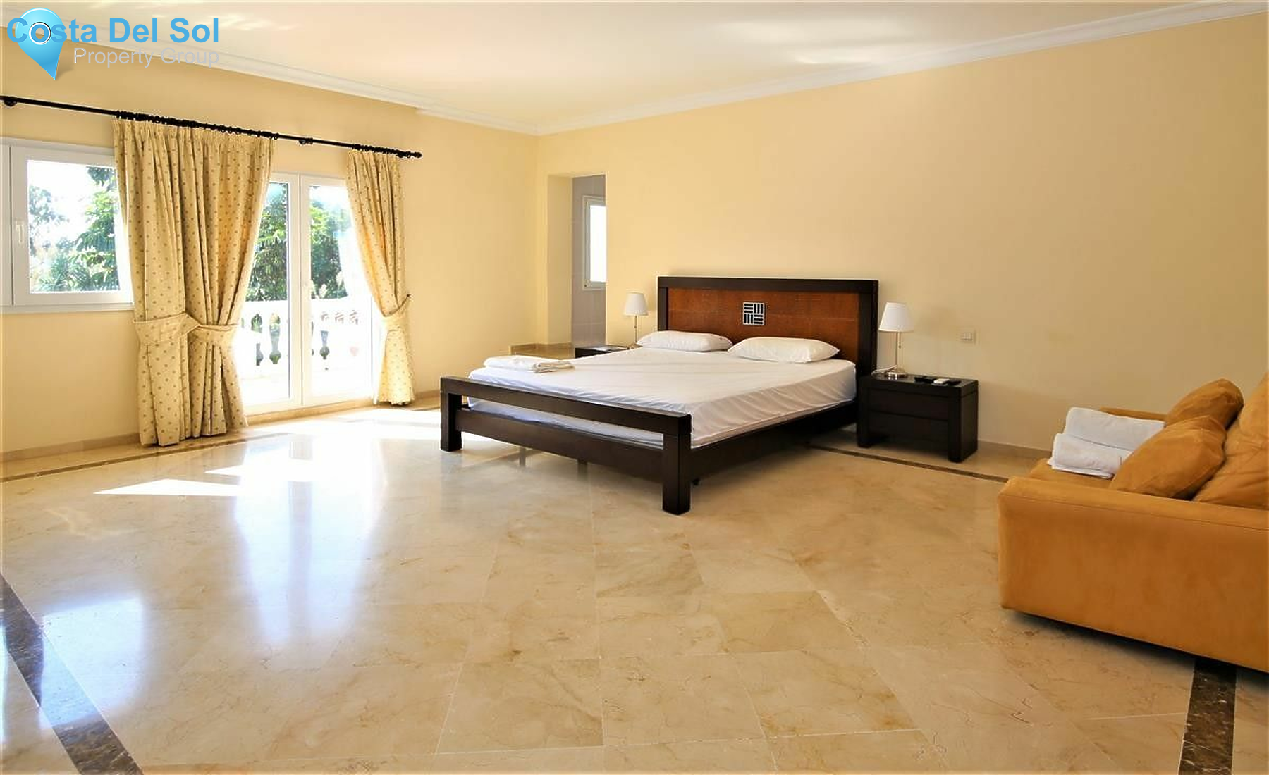 Detached Villa in Estepona-1139294