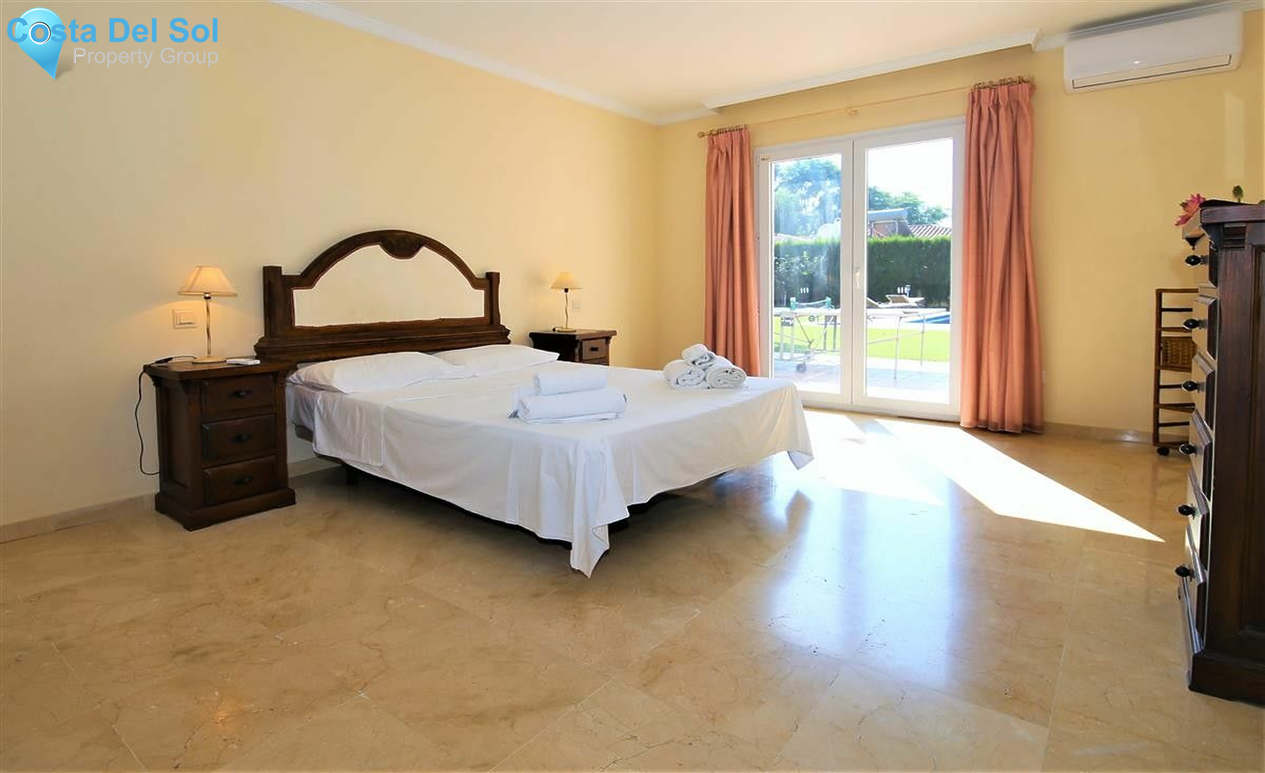 Detached Villa in Estepona-1139295