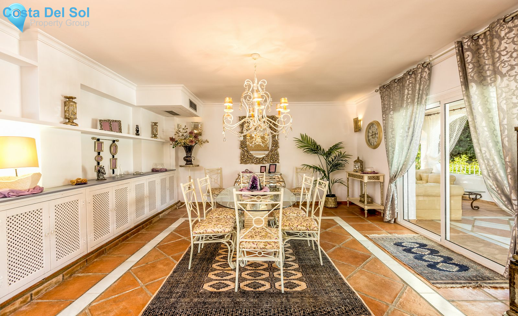 Detached Villa in Estepona-1218728