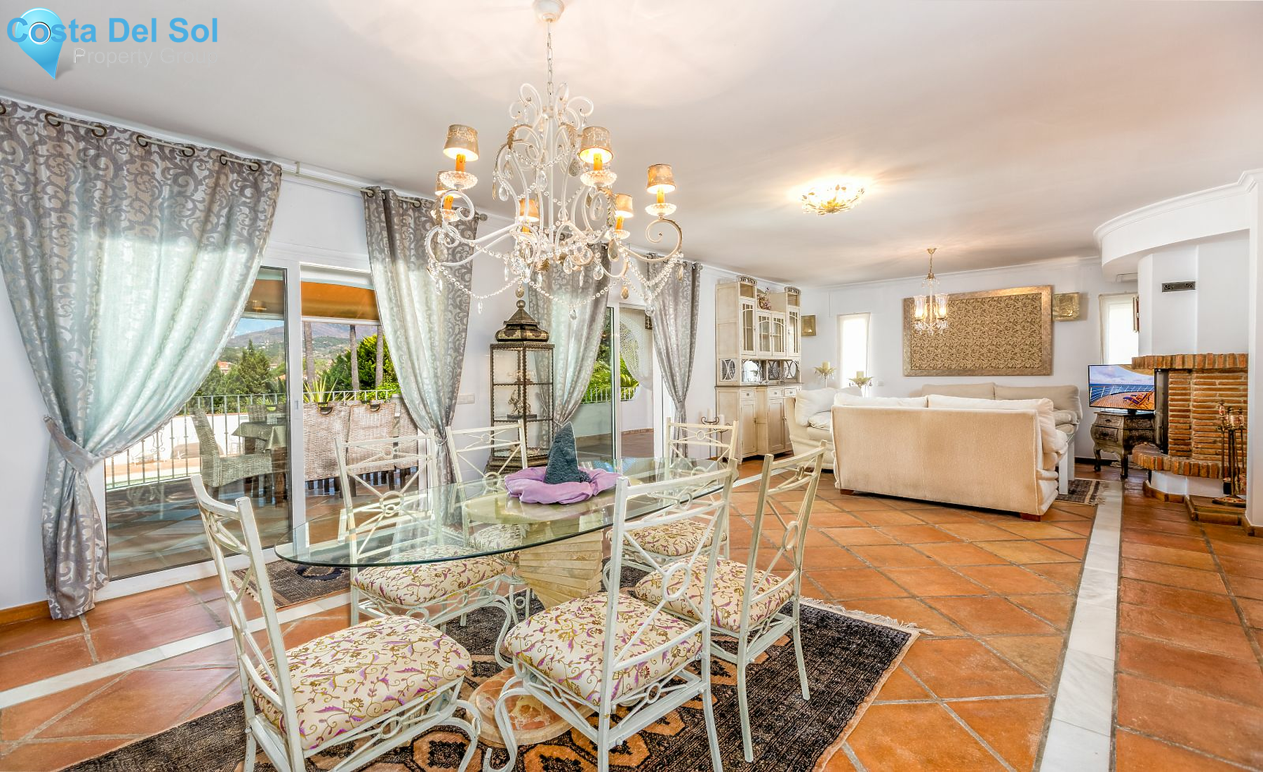 Detached Villa in Estepona-1218722