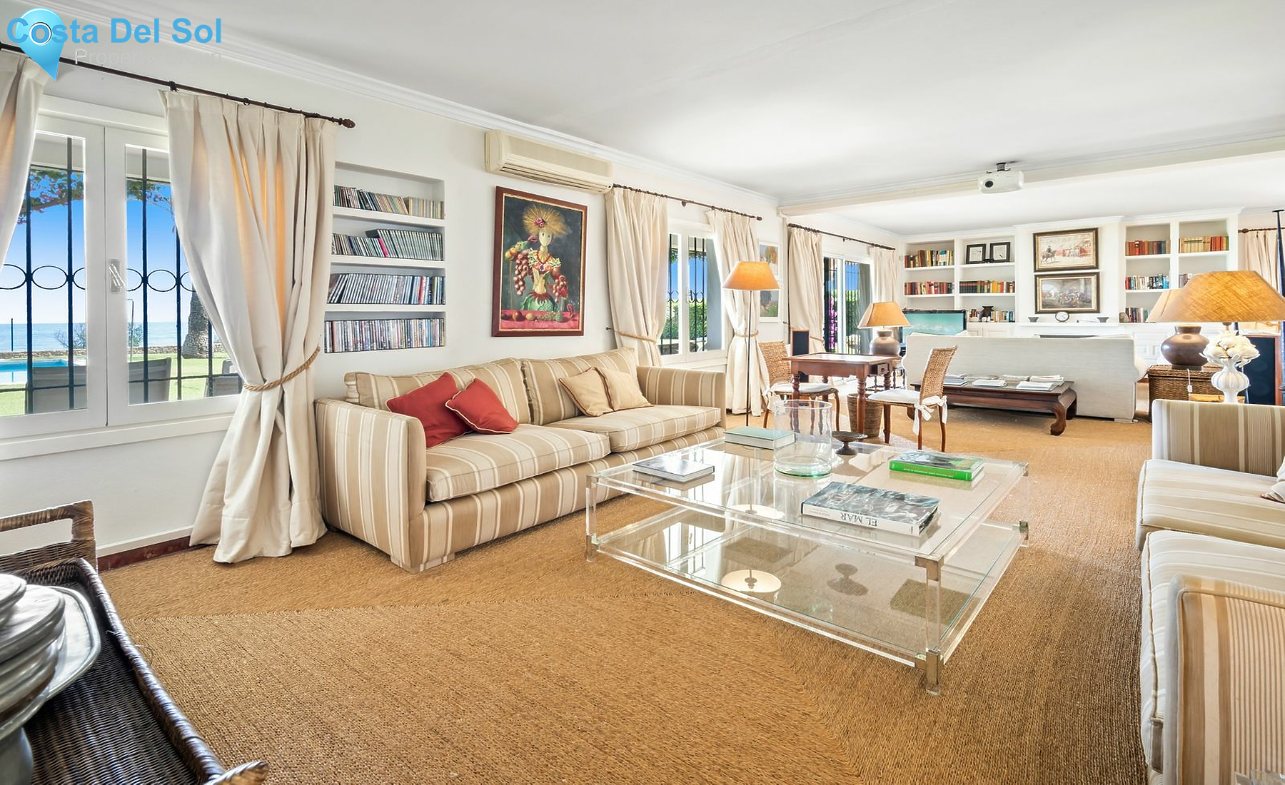 Detached Villa in Estepona-1387924