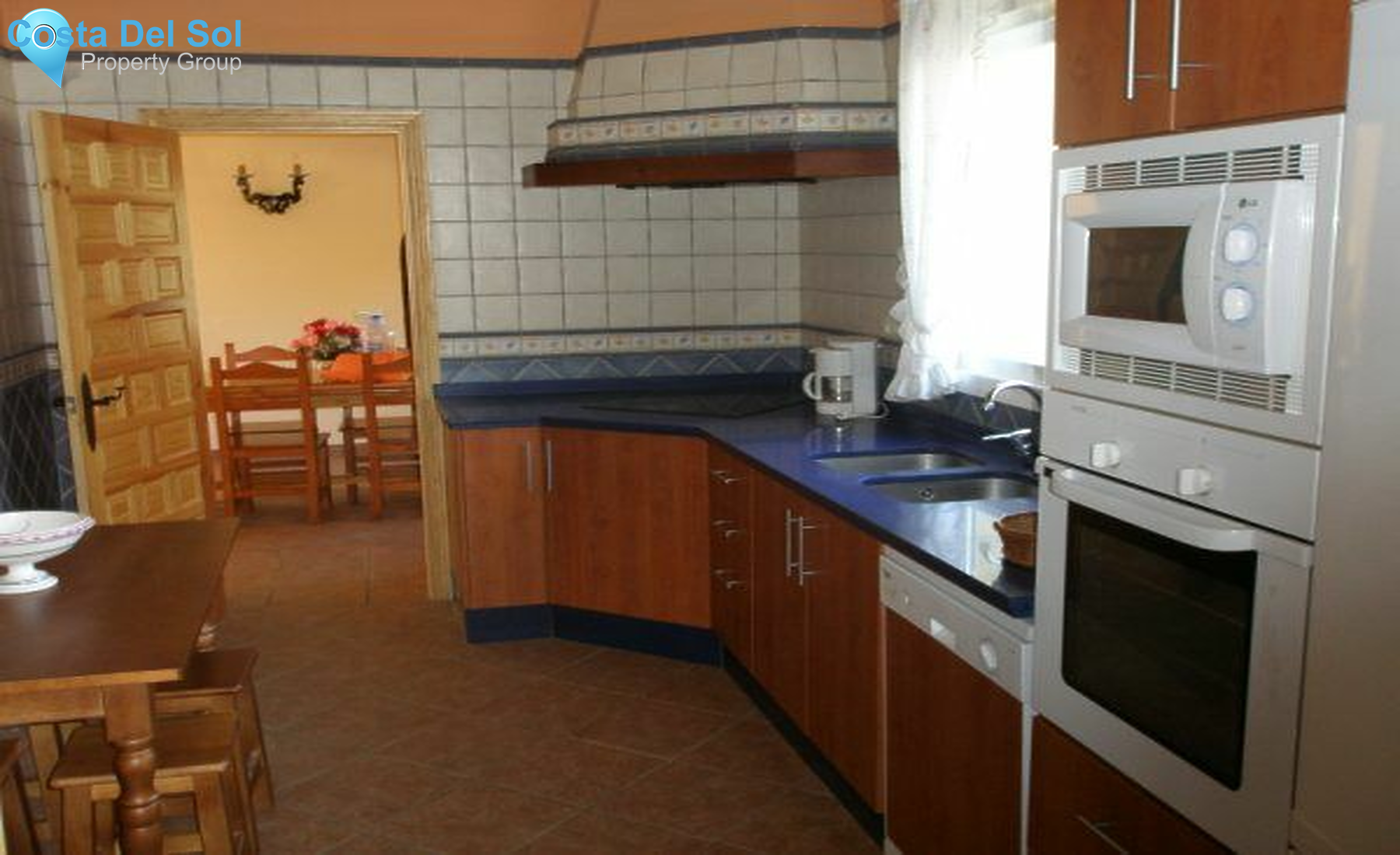 Detached Villa in Estepona-1400214