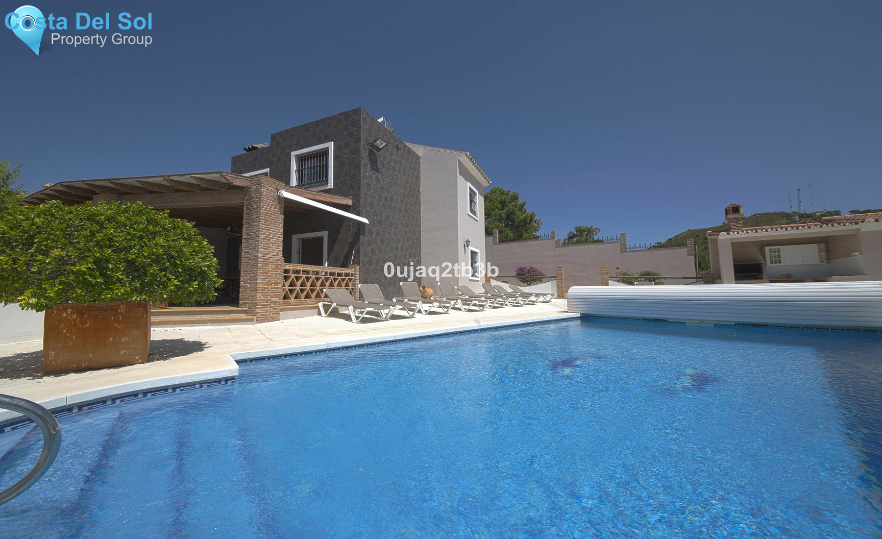 Detached Villa in Estepona-1417266