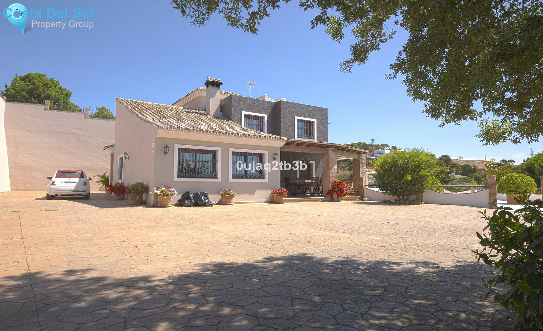 Detached Villa in Estepona-1417267