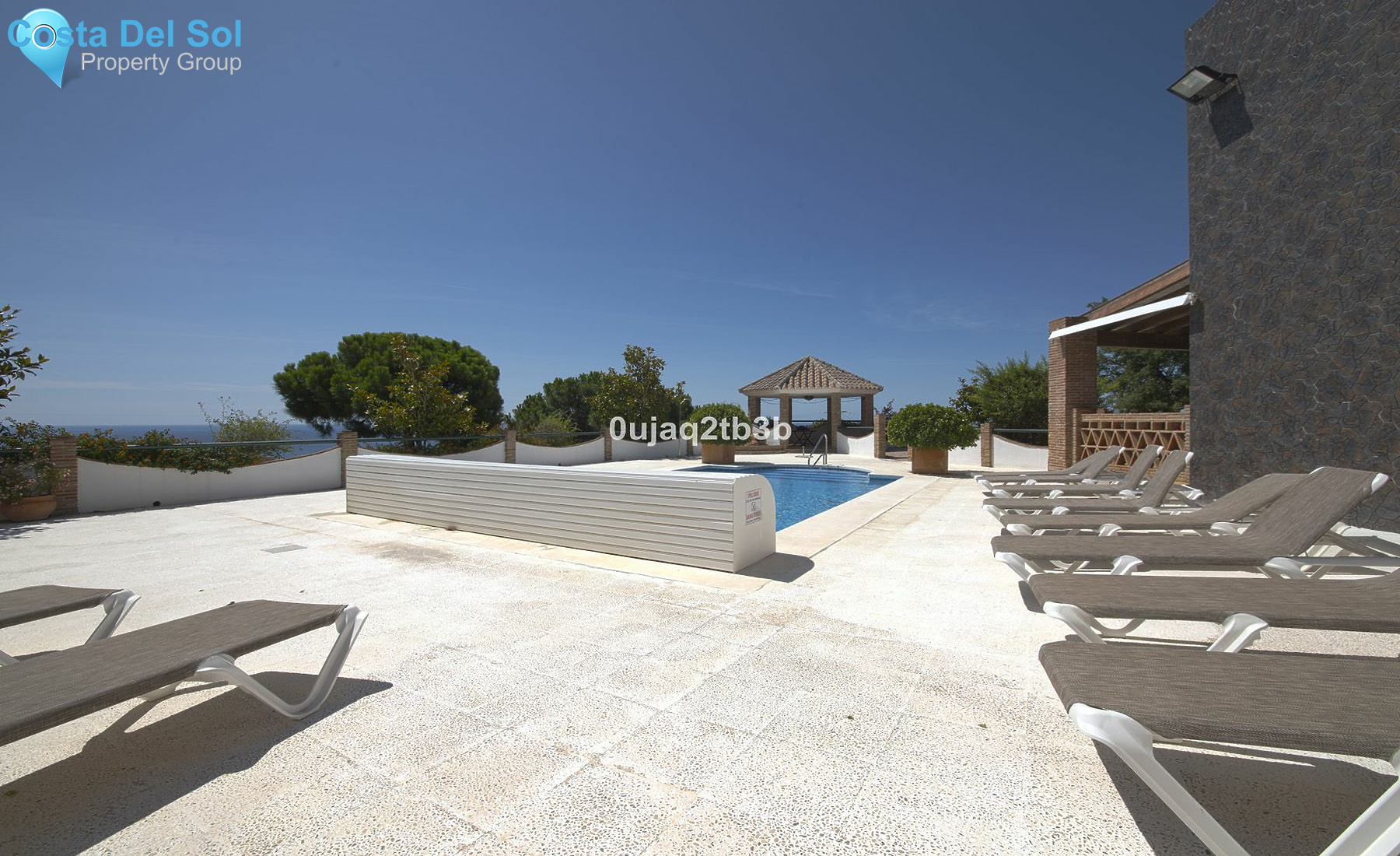 Detached Villa in Estepona-1417269