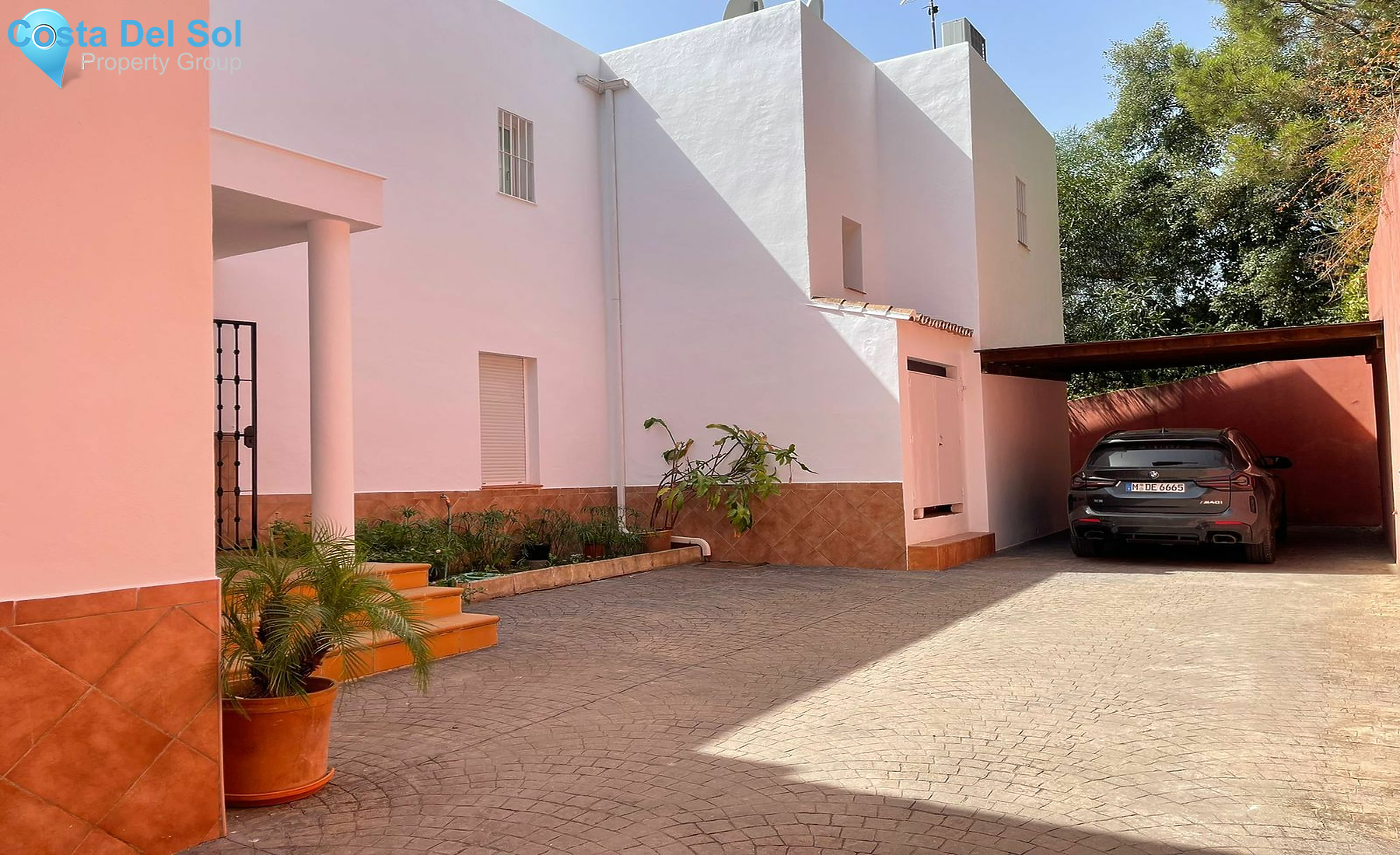 Detached Villa in Estepona-1498106