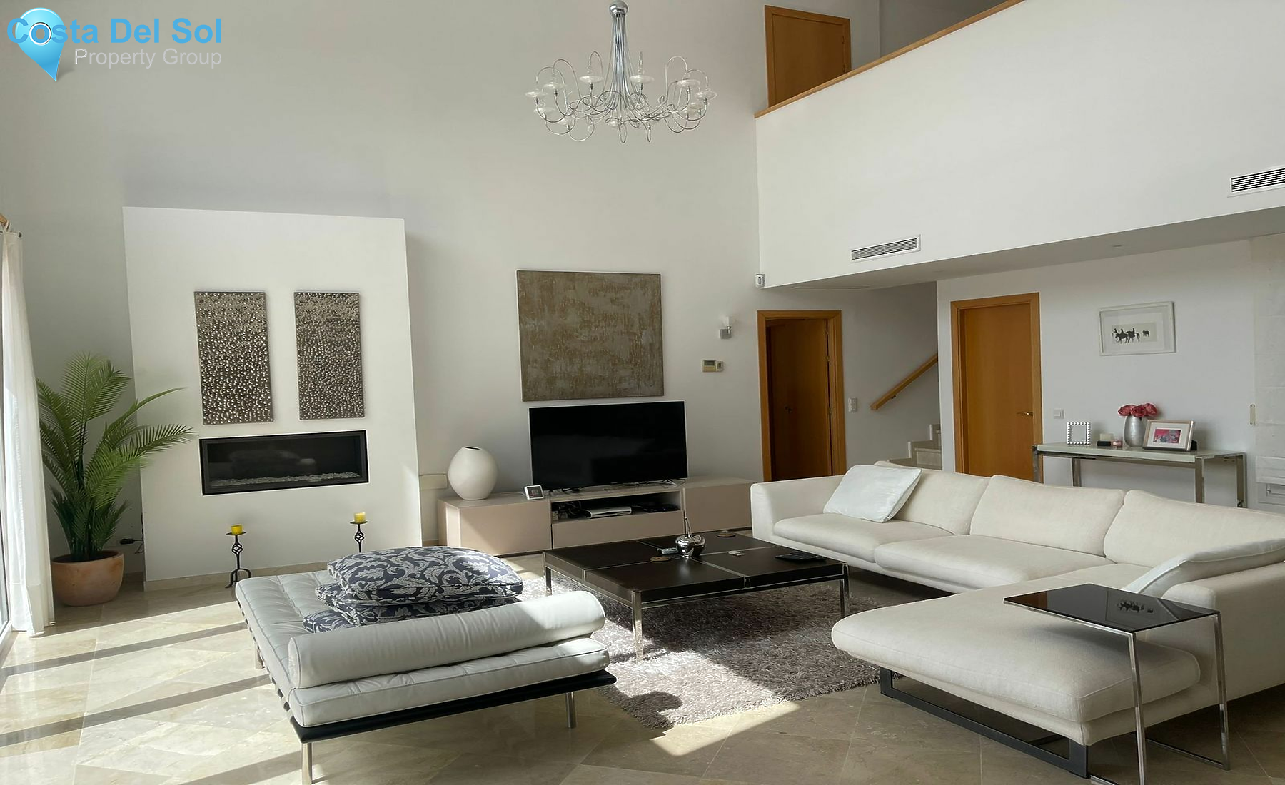 Detached Villa in Estepona-1498121