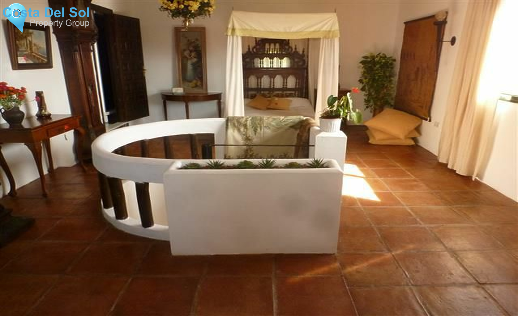 Detached Villa in Estepona-1498208