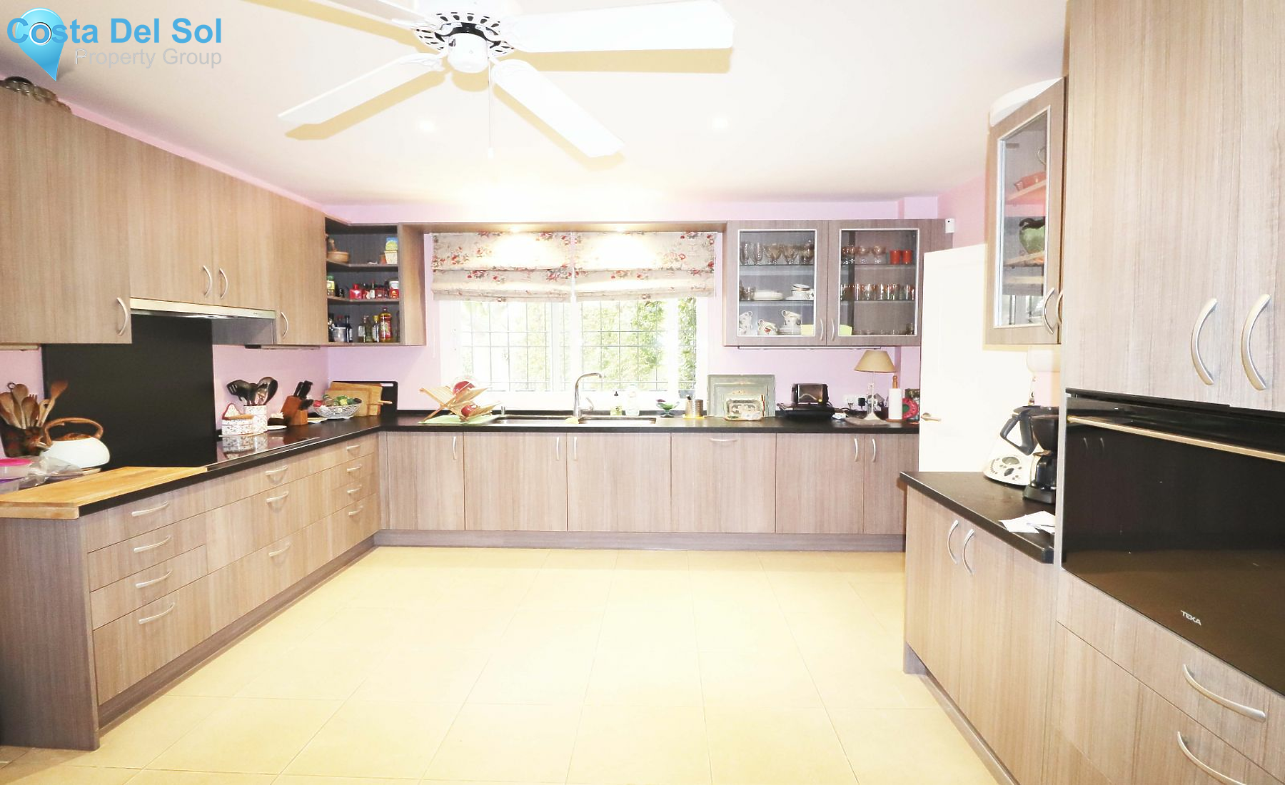 Detached Villa in Guadalmina Baja-1190944