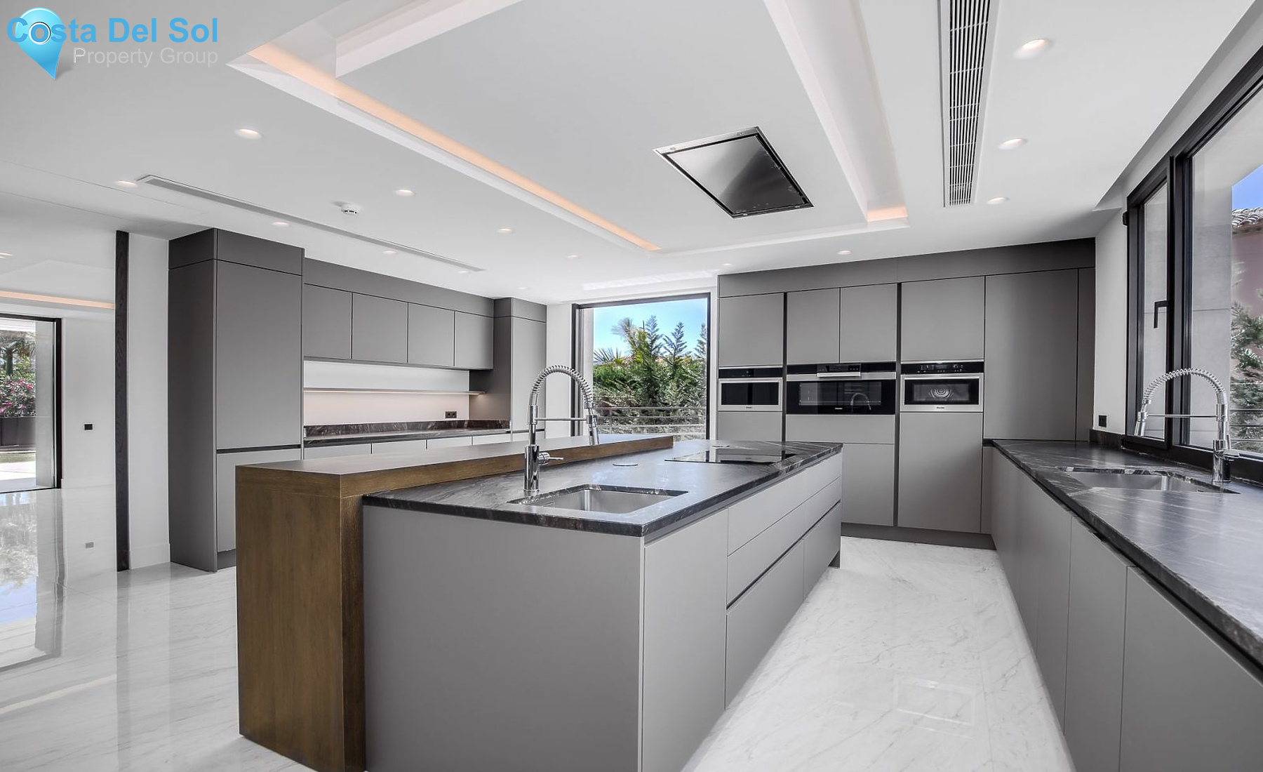 Detached Villa in Guadalmina Baja-1418754