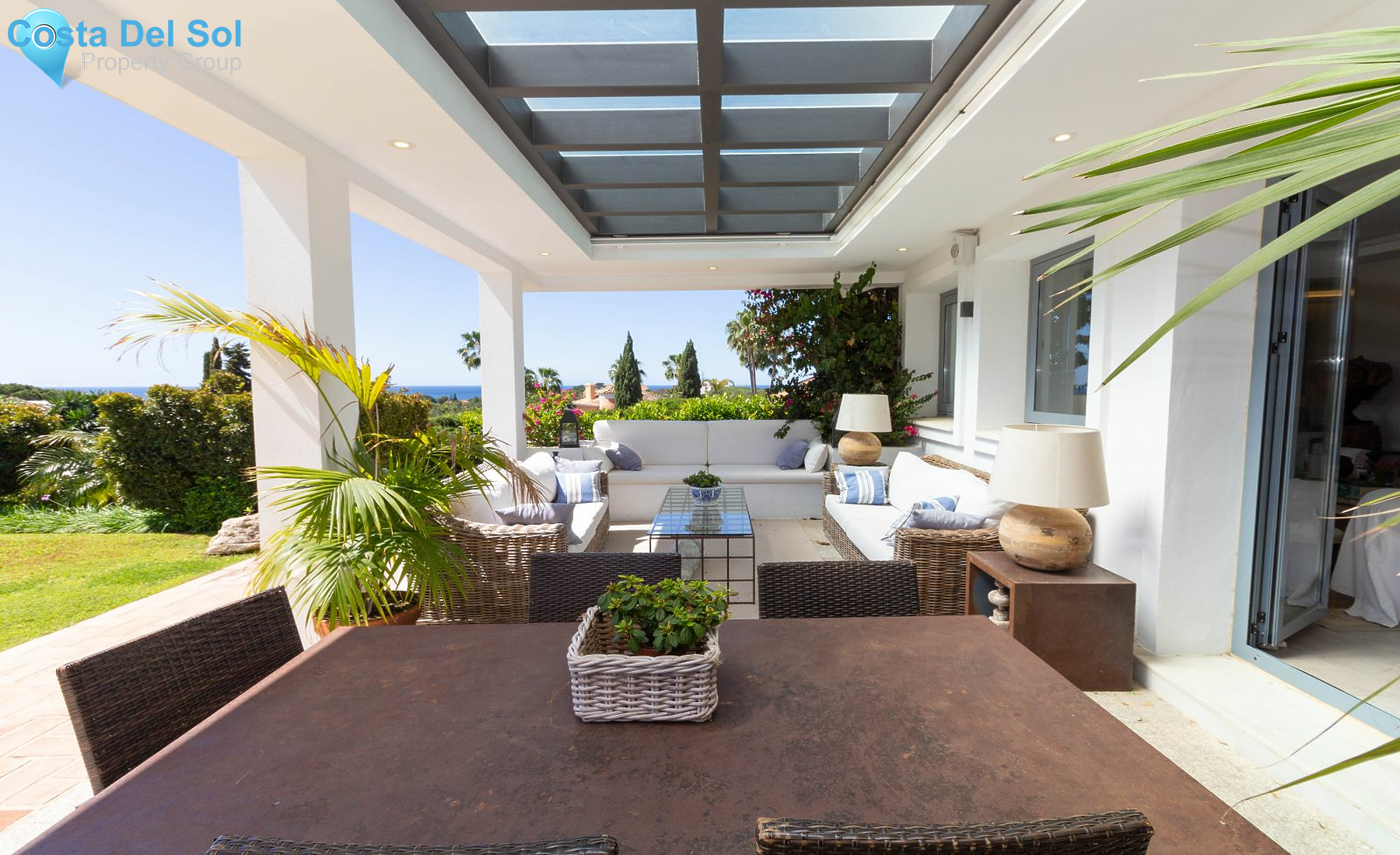 Detached Villa in Hacienda Las Chapas-1191988