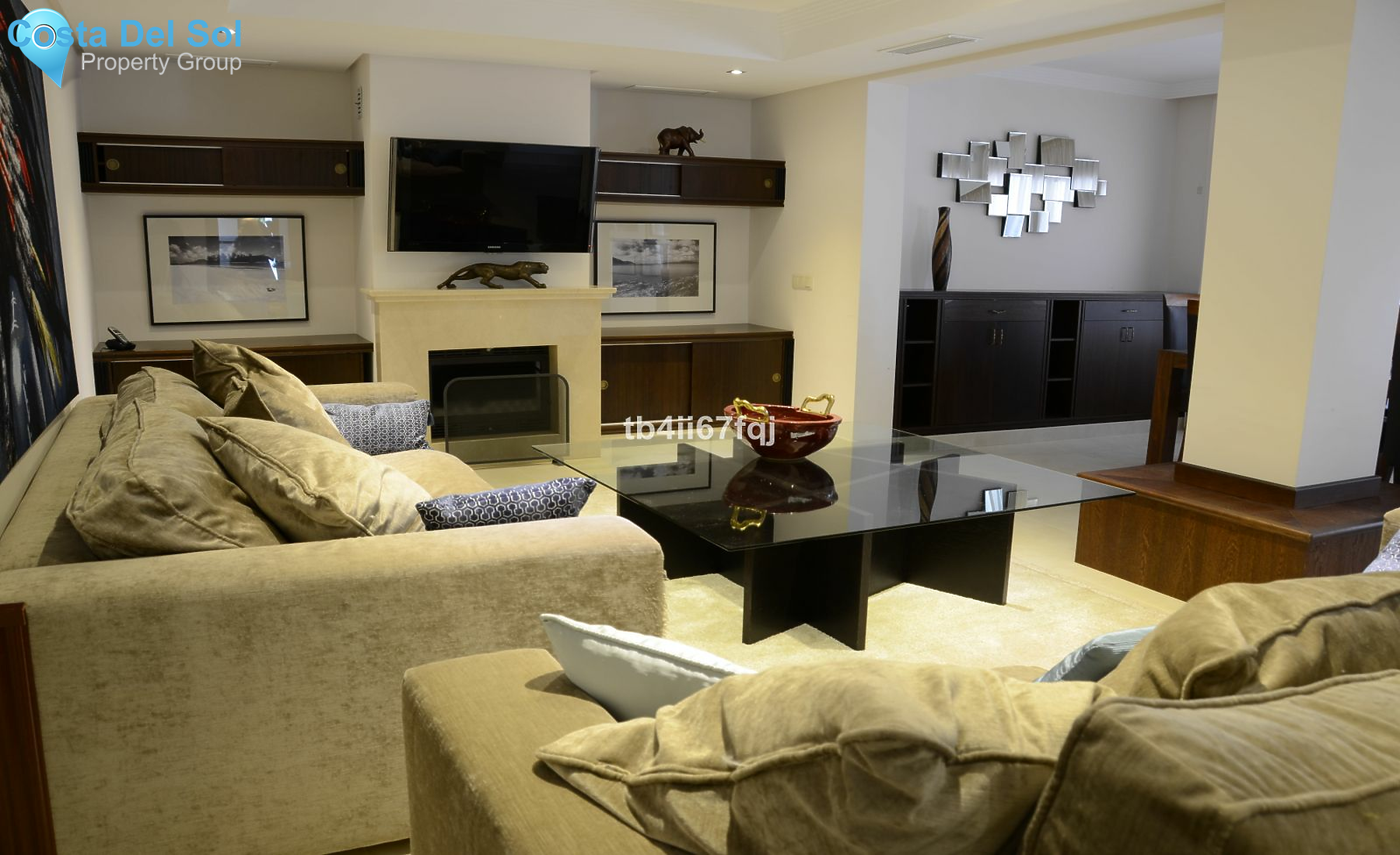 Detached Villa in Hacienda Las Chapas-1223992