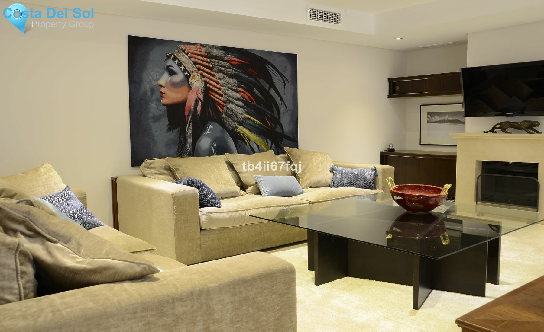 Detached Villa in Hacienda Las Chapas-1223994