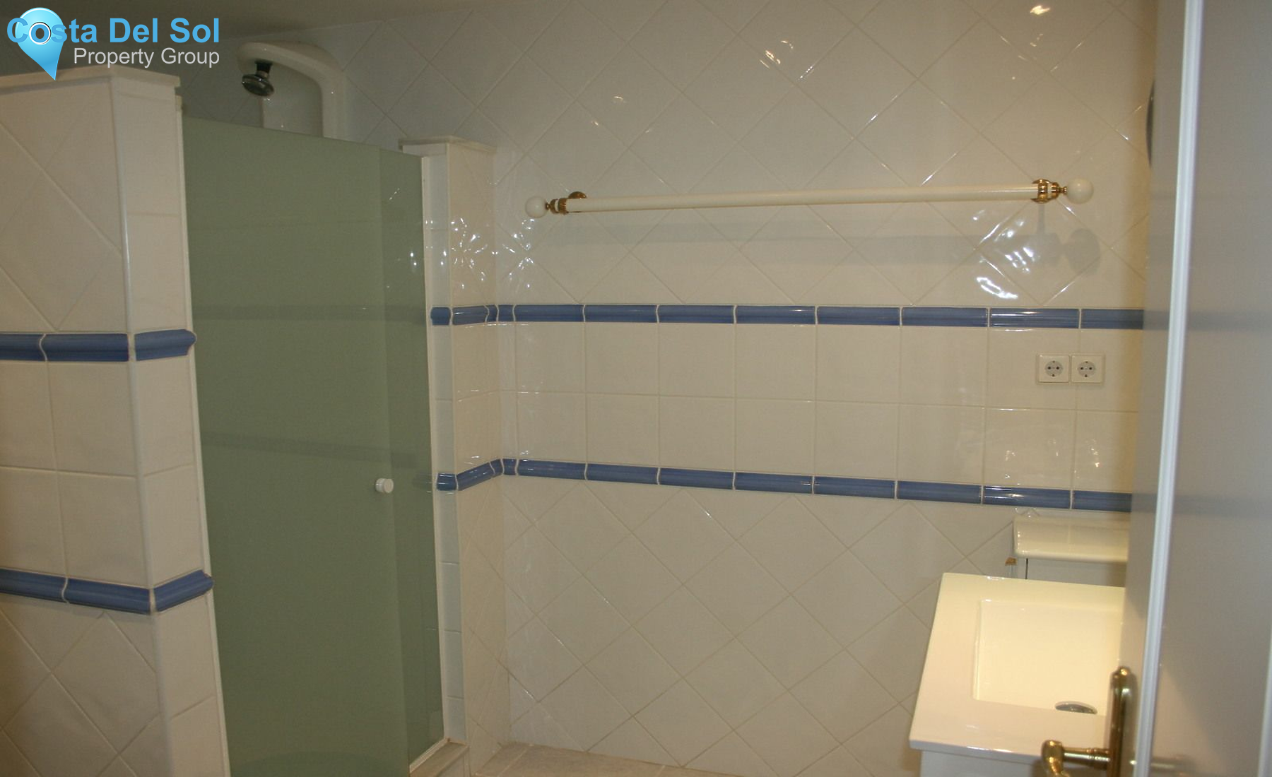 Detached Villa in Hacienda Las Chapas-1231724