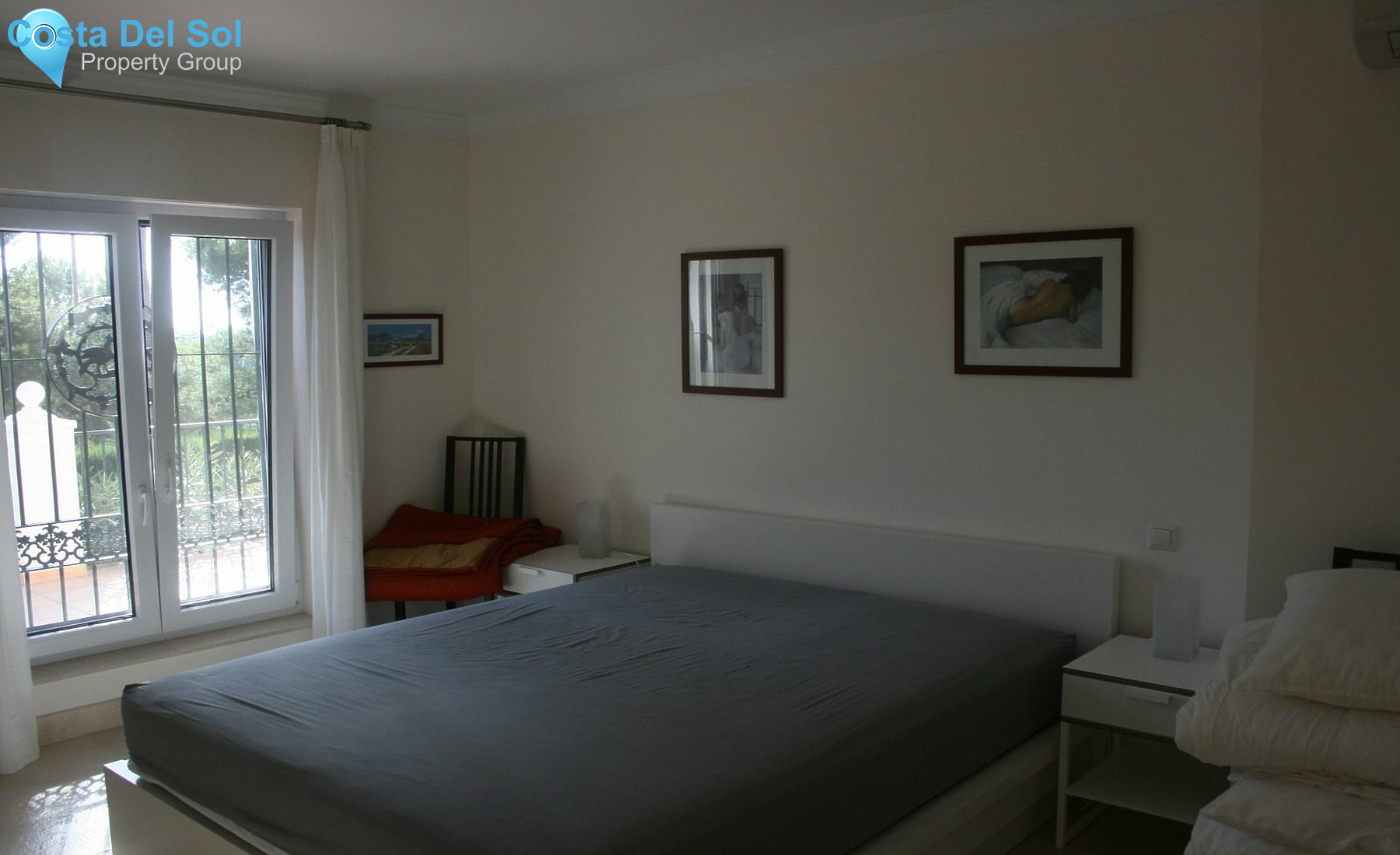 Detached Villa in Hacienda Las Chapas-1231727