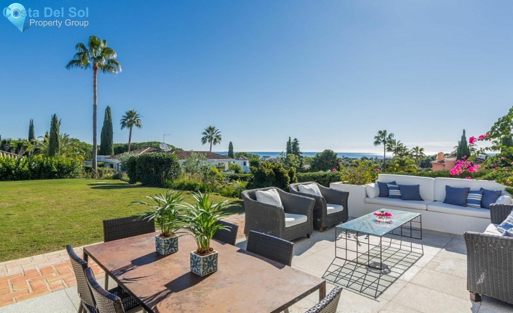 Detached Villa in Hacienda Las Chapas-1450008