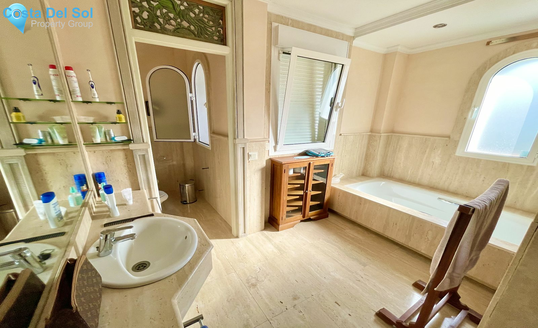 Detached Villa in La Duquesa-1147149