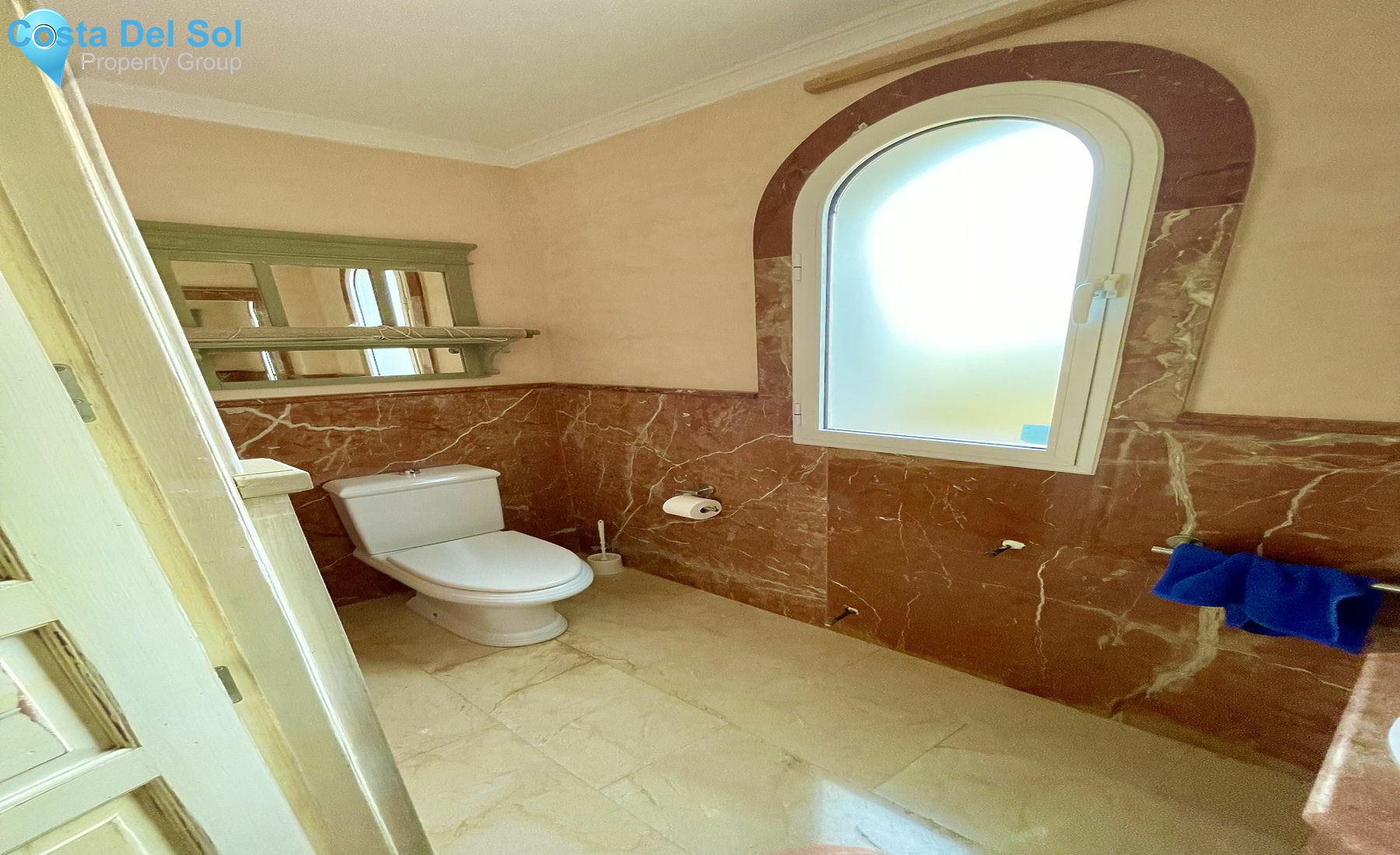 Detached Villa in La Duquesa-1147153