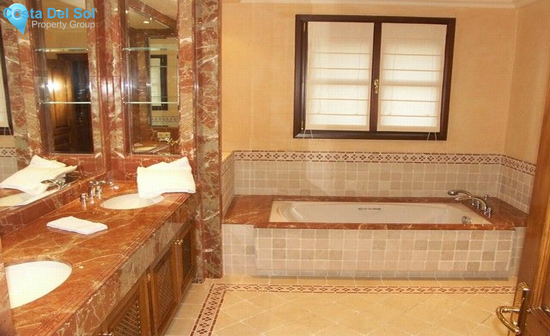 Detached Villa in La Zagaleta-1172809