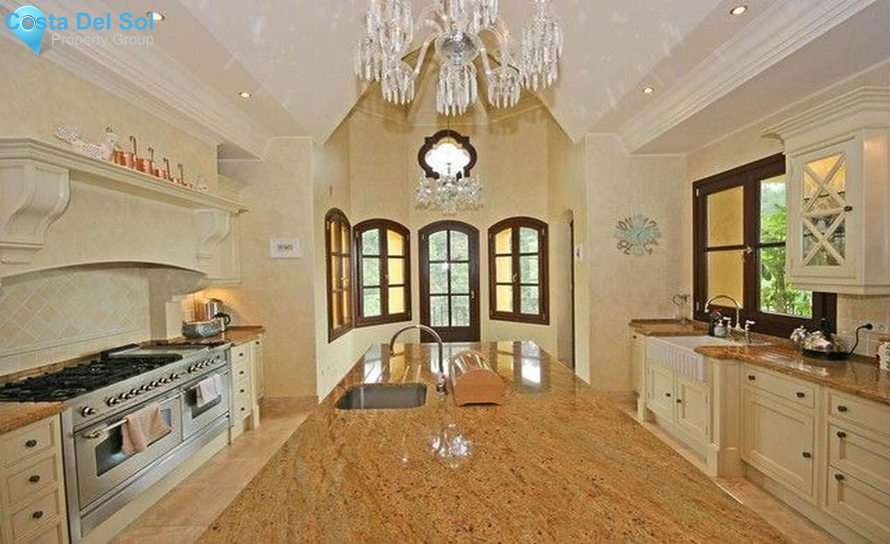 Detached Villa in La Zagaleta-1172810