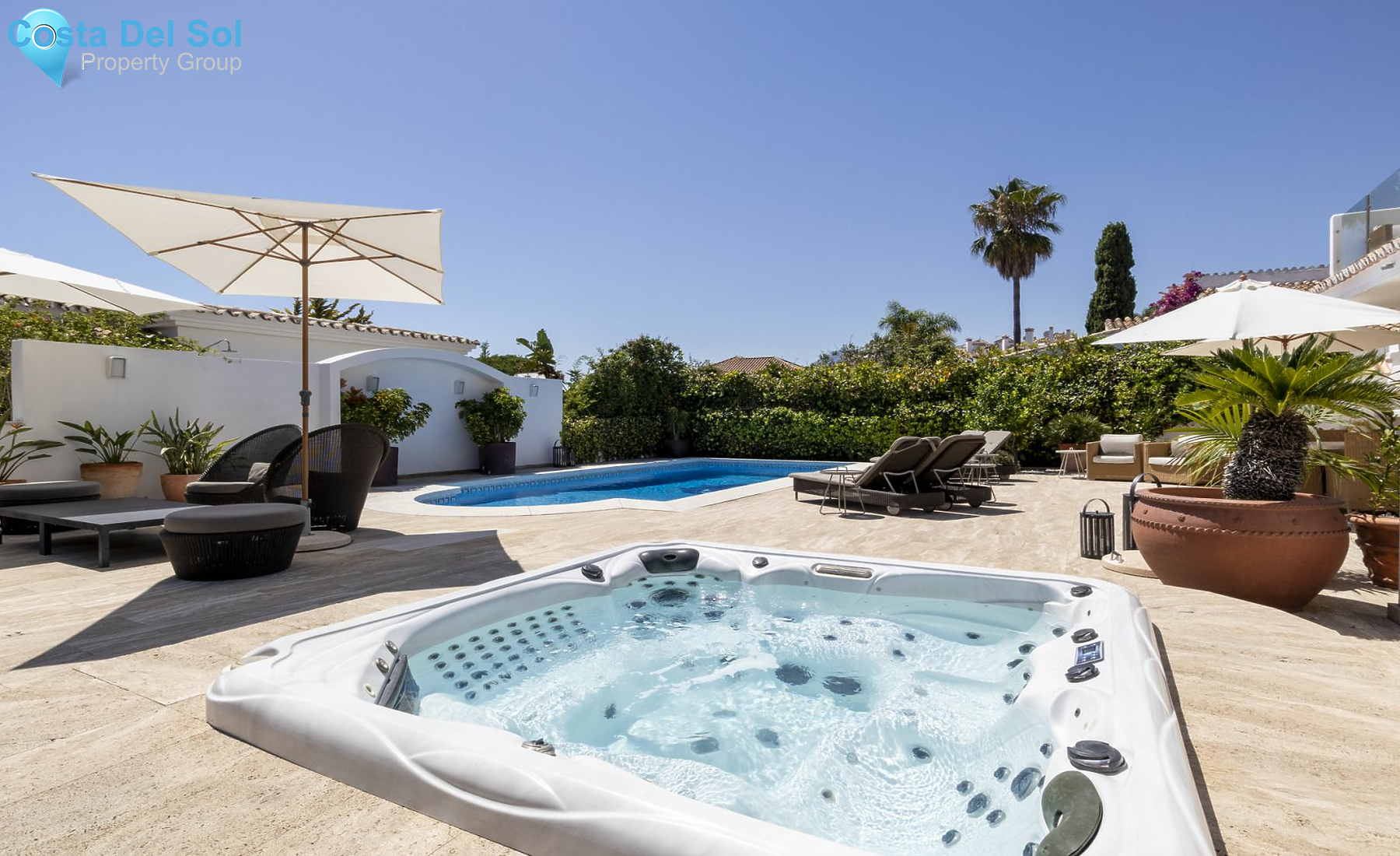 Detached Villa in Las Chapas-1181967