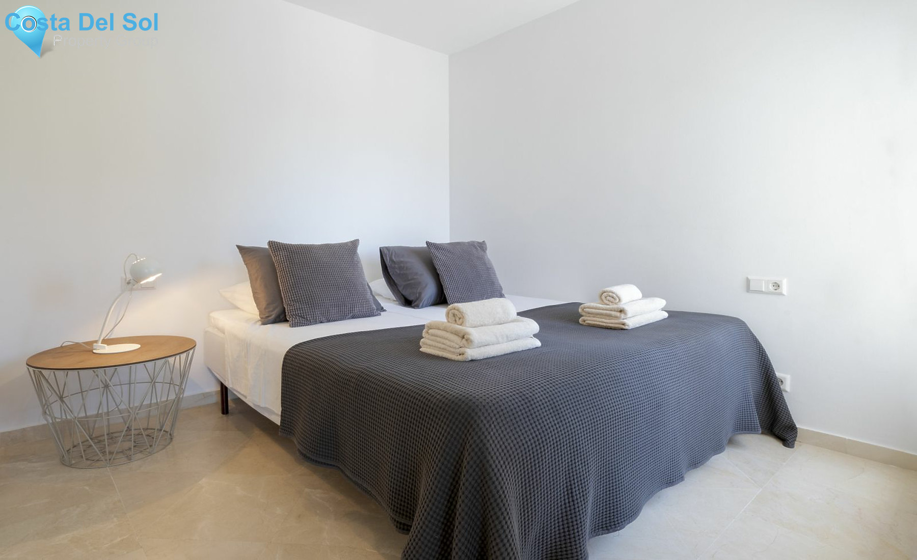 Detached Villa in Las Chapas-1181982