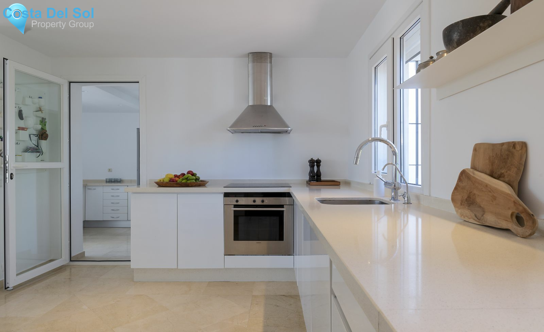 Detached Villa in Las Chapas-1181970