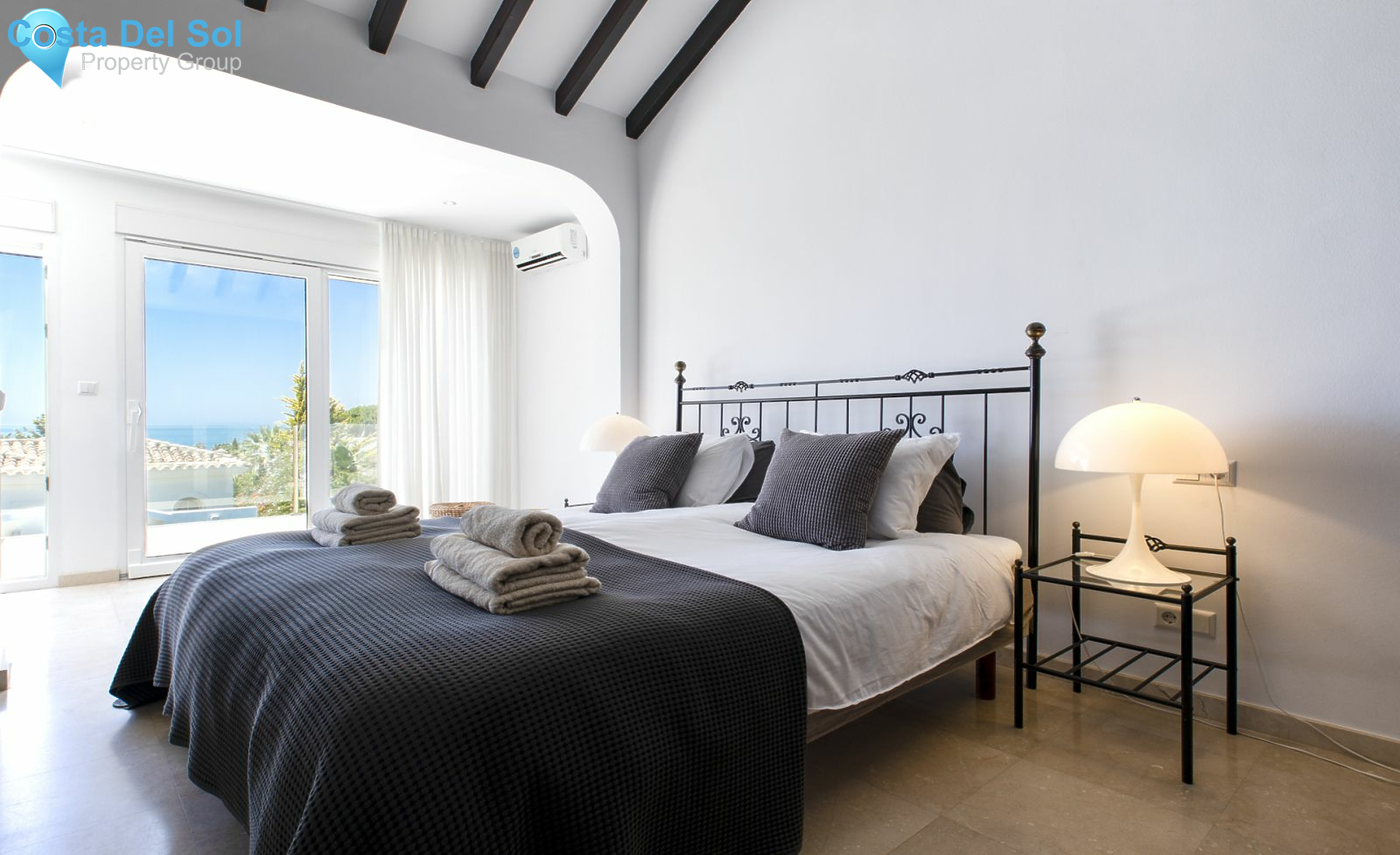 Detached Villa in Las Chapas-1181971