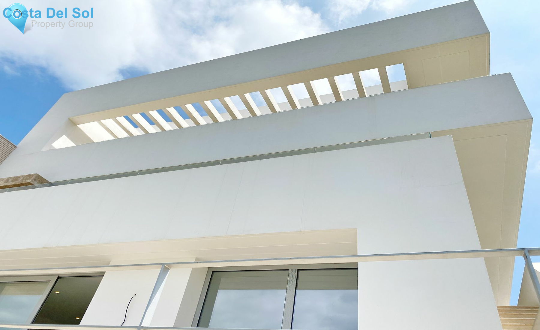 Detached Villa in Los Arqueros-1212013