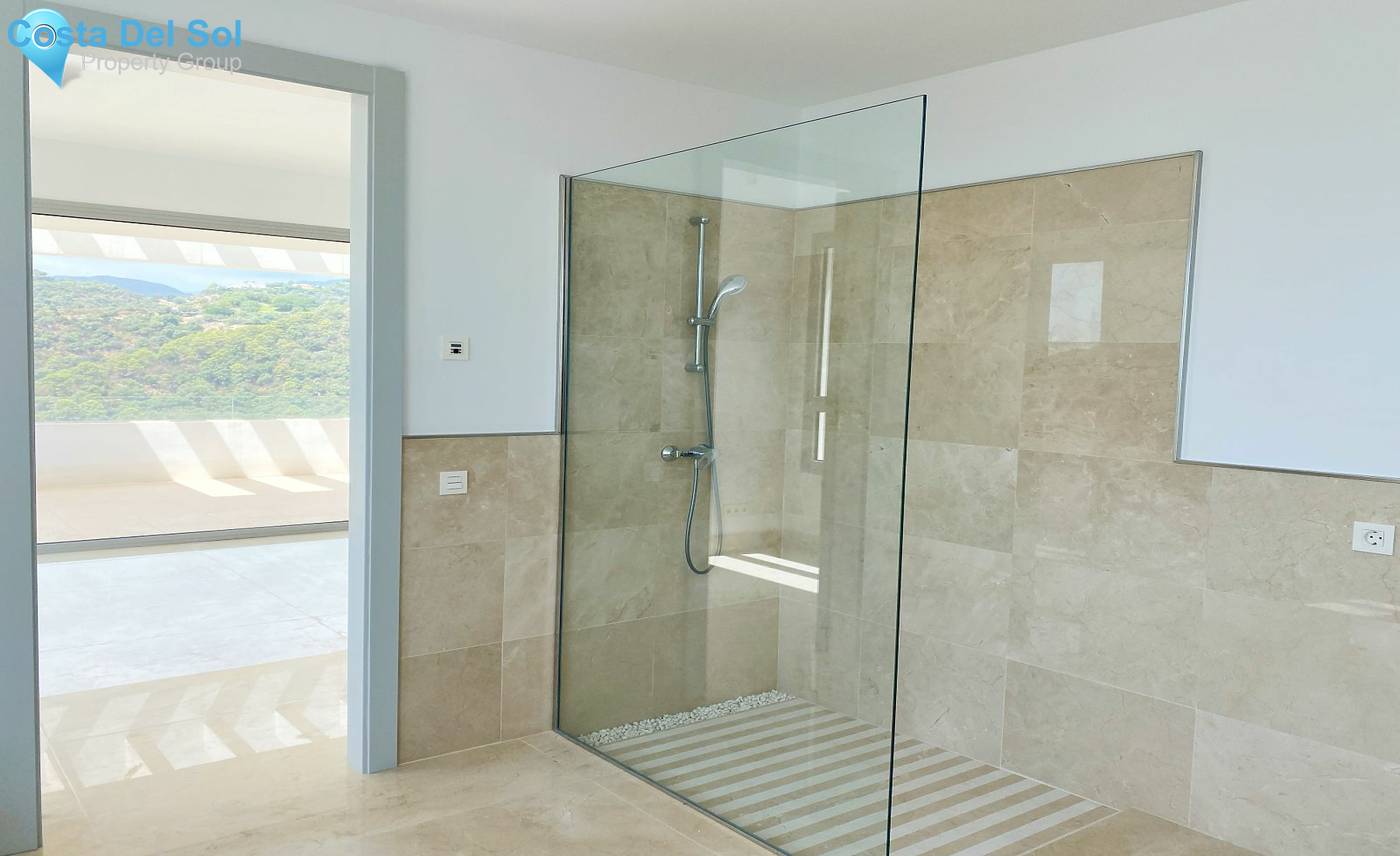 Detached Villa in Los Arqueros-1212014